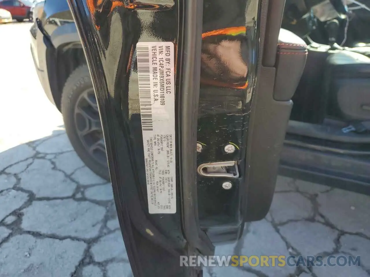 15 Photograph of a damaged car 1C4PJMBX6MD110109 JEEP CHEROKEE 2021