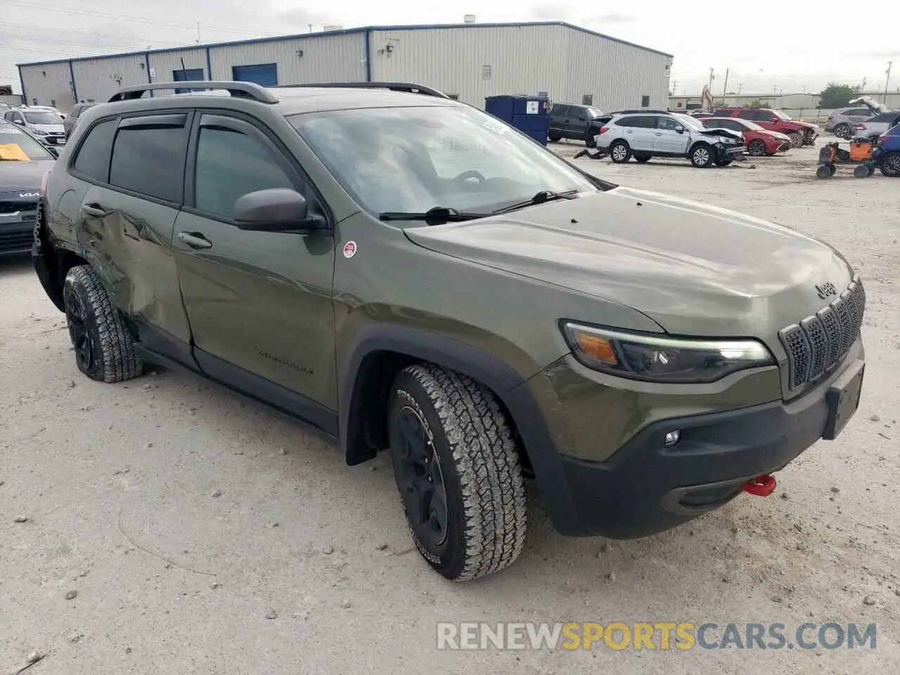 4 Photograph of a damaged car 1C4PJMBX6MD137245 JEEP CHEROKEE 2021
