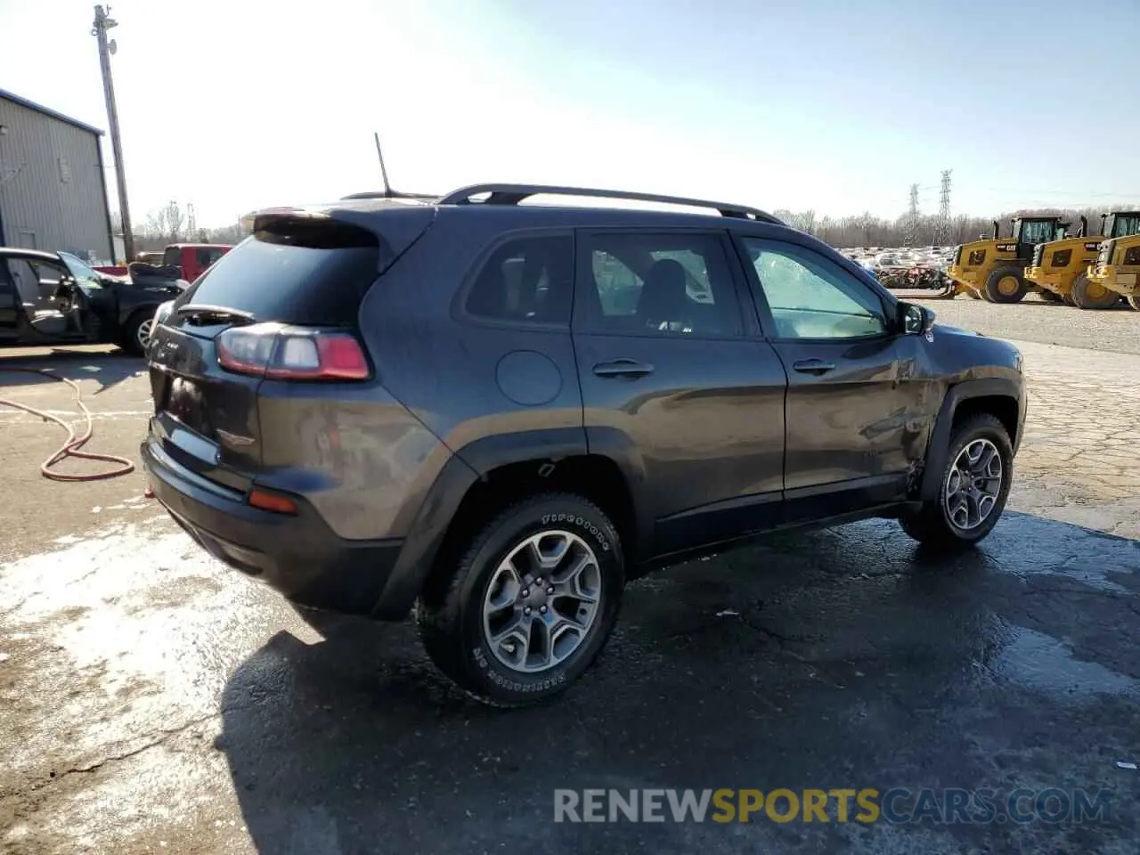 3 Photograph of a damaged car 1C4PJMBX7MD109017 JEEP CHEROKEE 2021