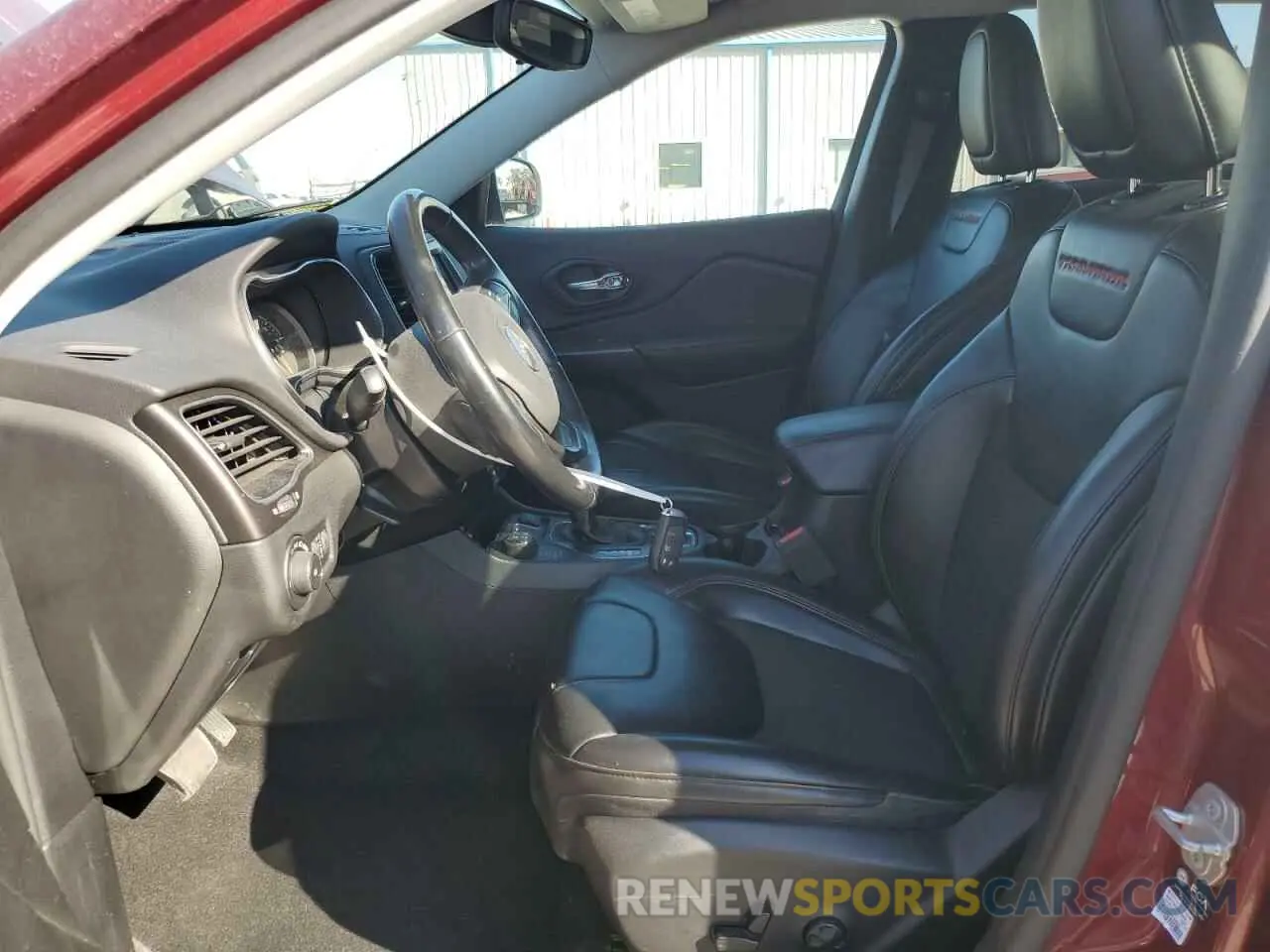 7 Photograph of a damaged car 1C4PJMBX7MD139411 JEEP CHEROKEE 2021
