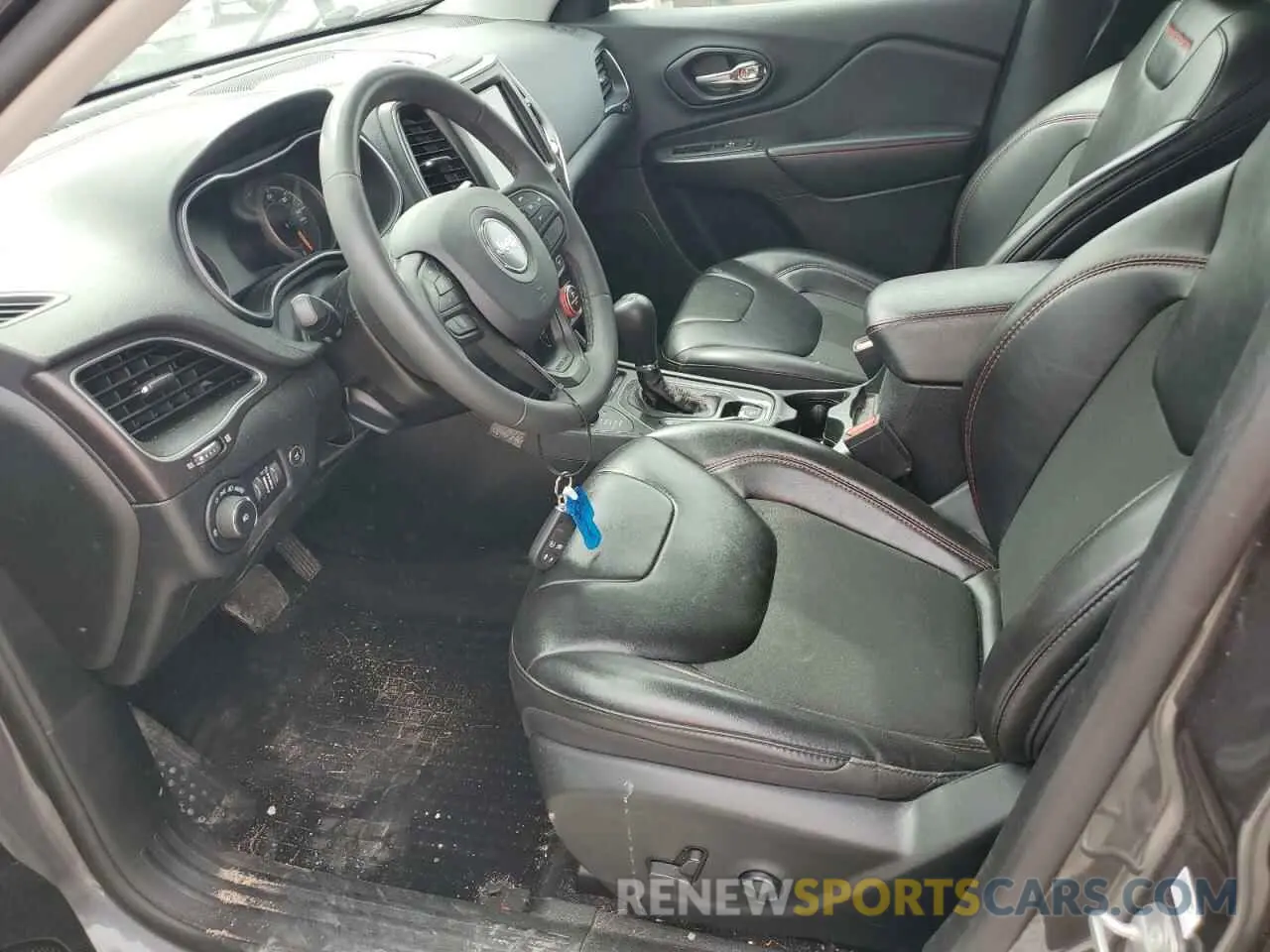 7 Photograph of a damaged car 1C4PJMBX8MD239596 JEEP CHEROKEE 2021