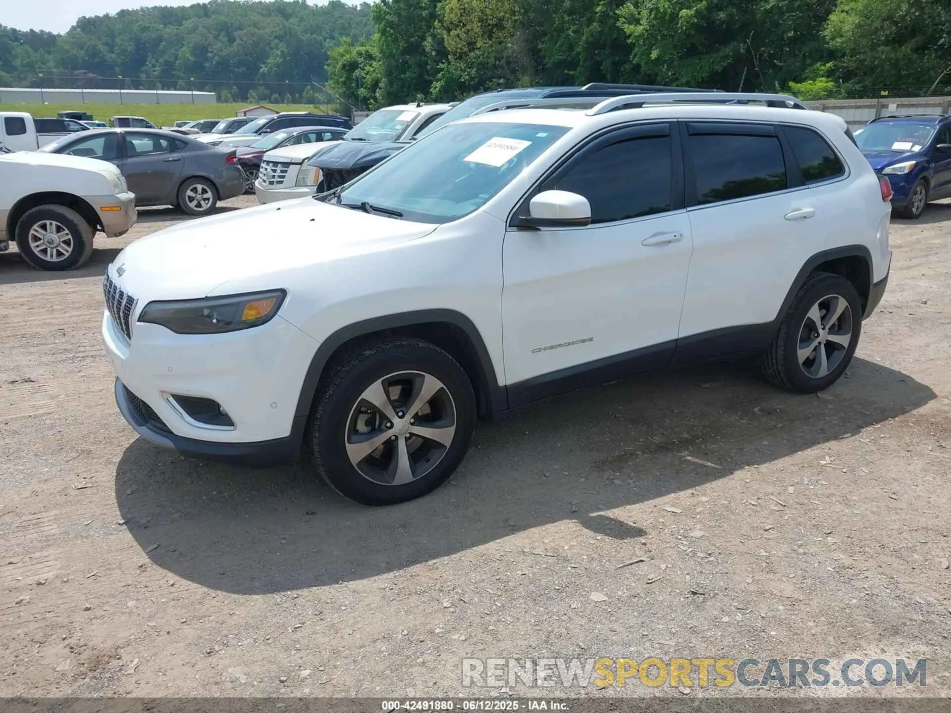 2 Photograph of a damaged car 1C4PJMDN3MD114680 JEEP CHEROKEE 2021