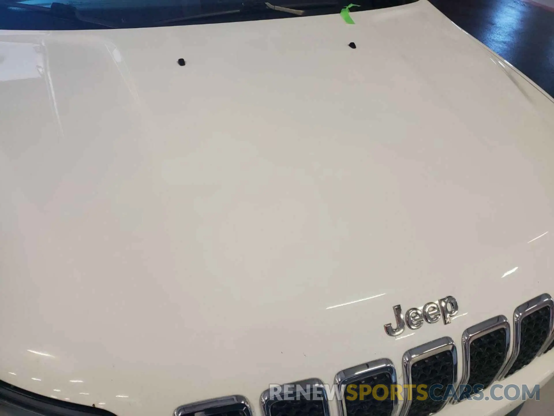 13 Photograph of a damaged car 1C4PJMLB1MD221315 JEEP CHEROKEE 2021