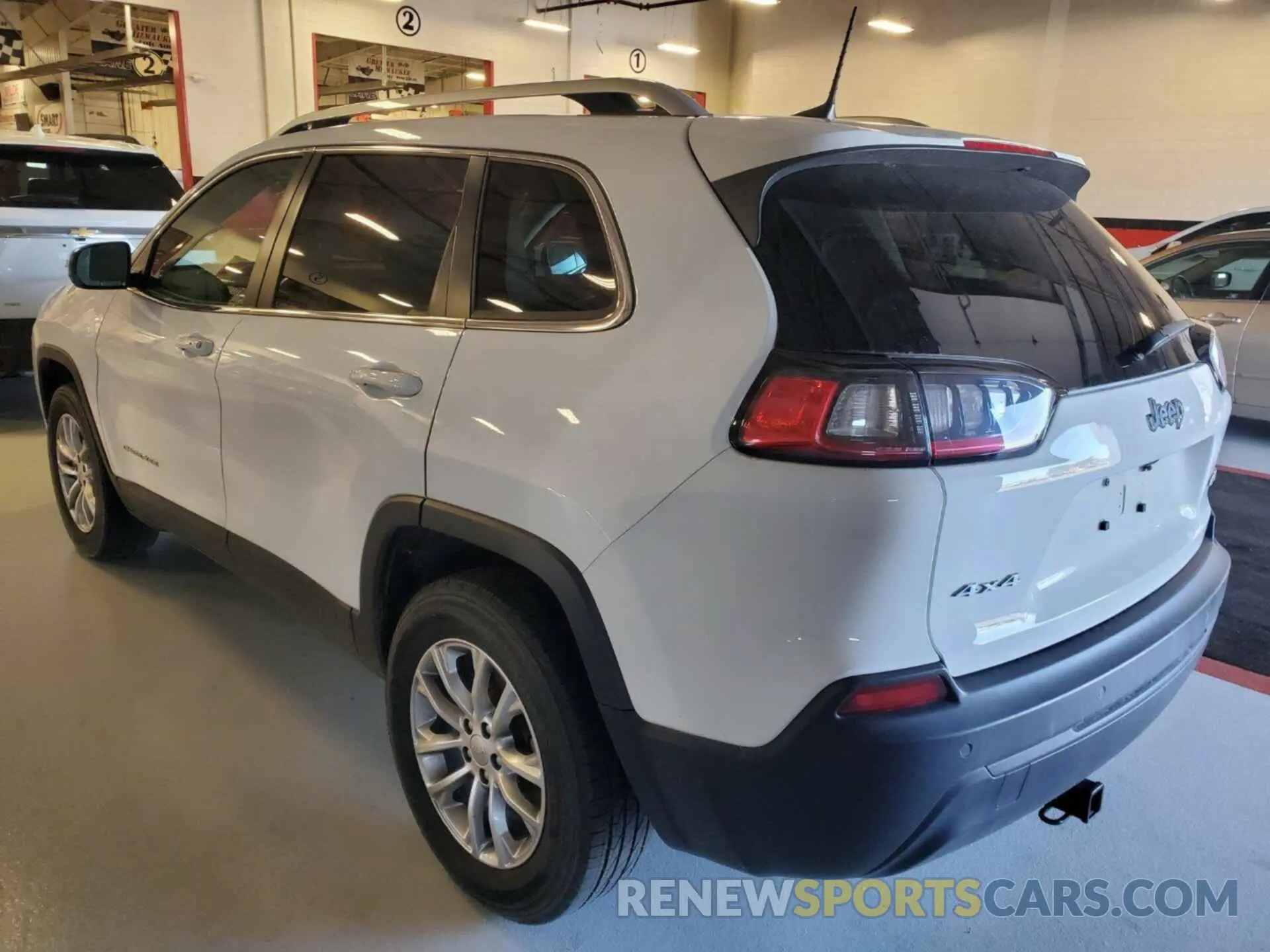 16 Photograph of a damaged car 1C4PJMLB1MD221315 JEEP CHEROKEE 2021