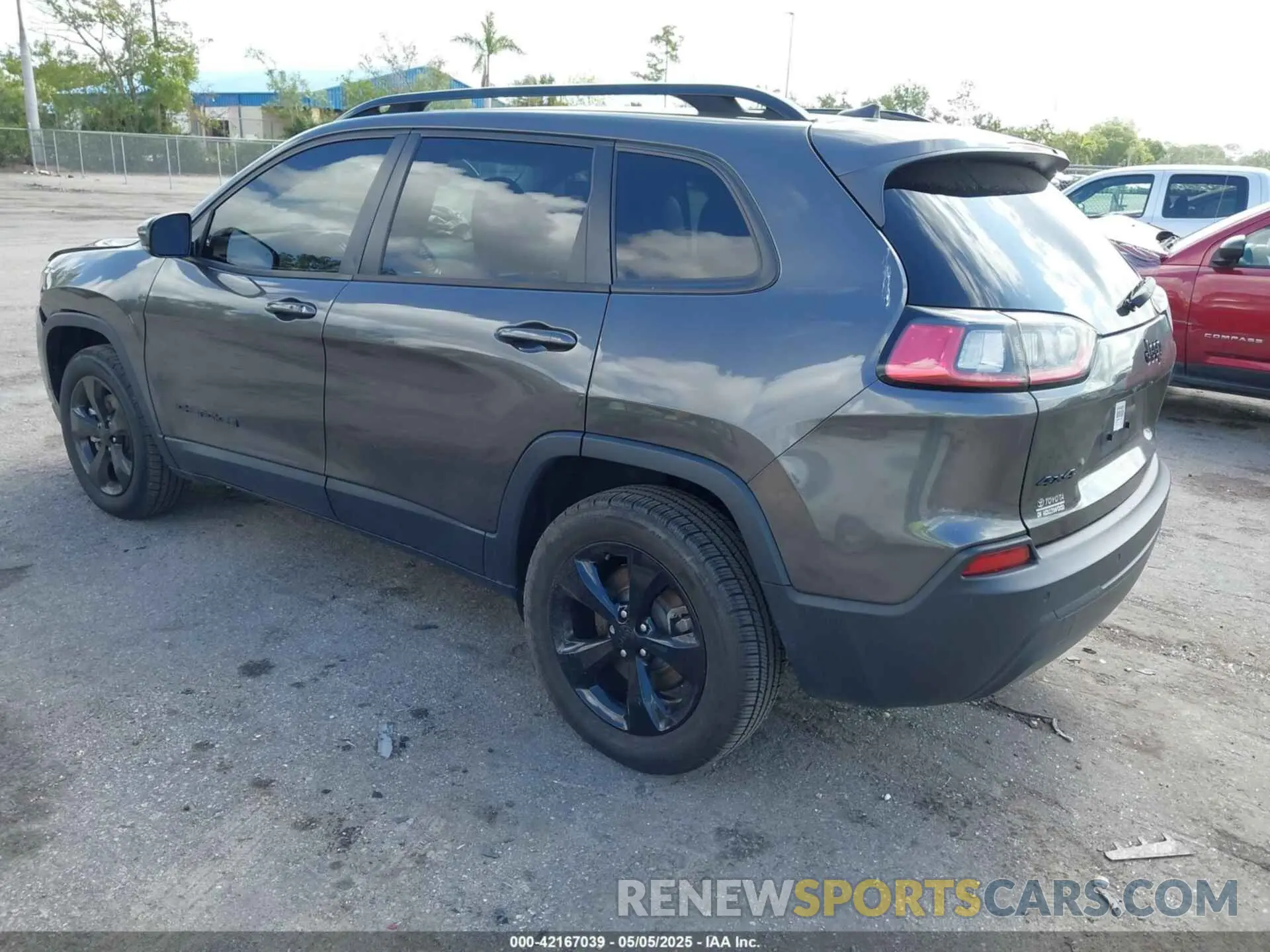 3 Photograph of a damaged car 1C4PJMLB6MD117029 JEEP CHEROKEE 2021