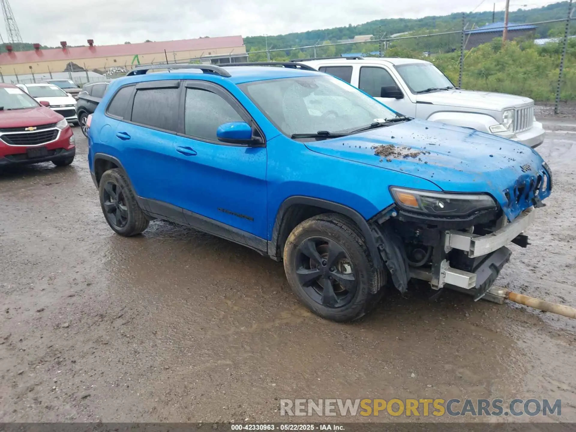 1 Photograph of a damaged car 1C4PJMLB7MD117394 JEEP CHEROKEE 2021