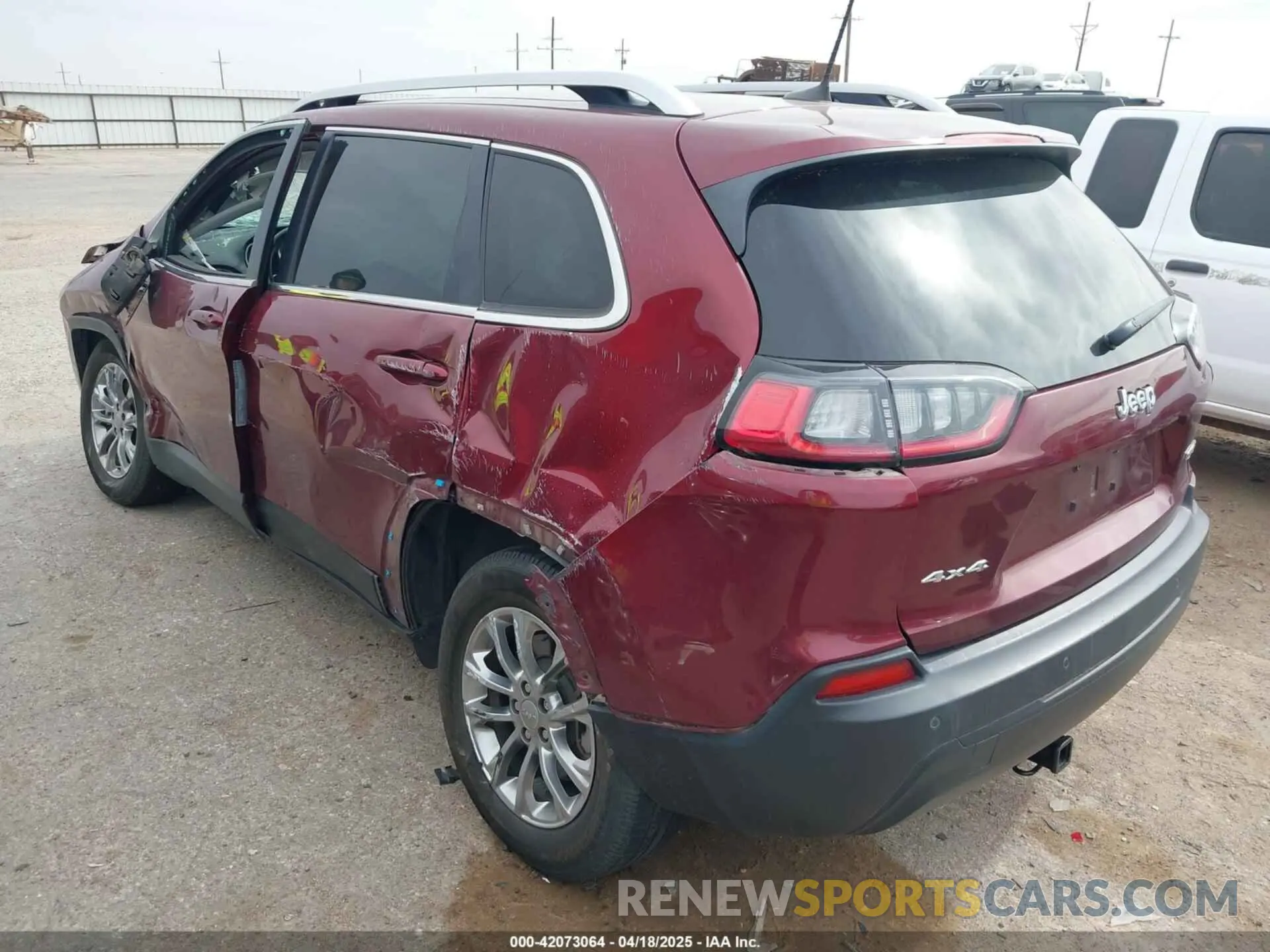 3 Photograph of a damaged car 1C4PJMLB8MD147844 JEEP CHEROKEE 2021