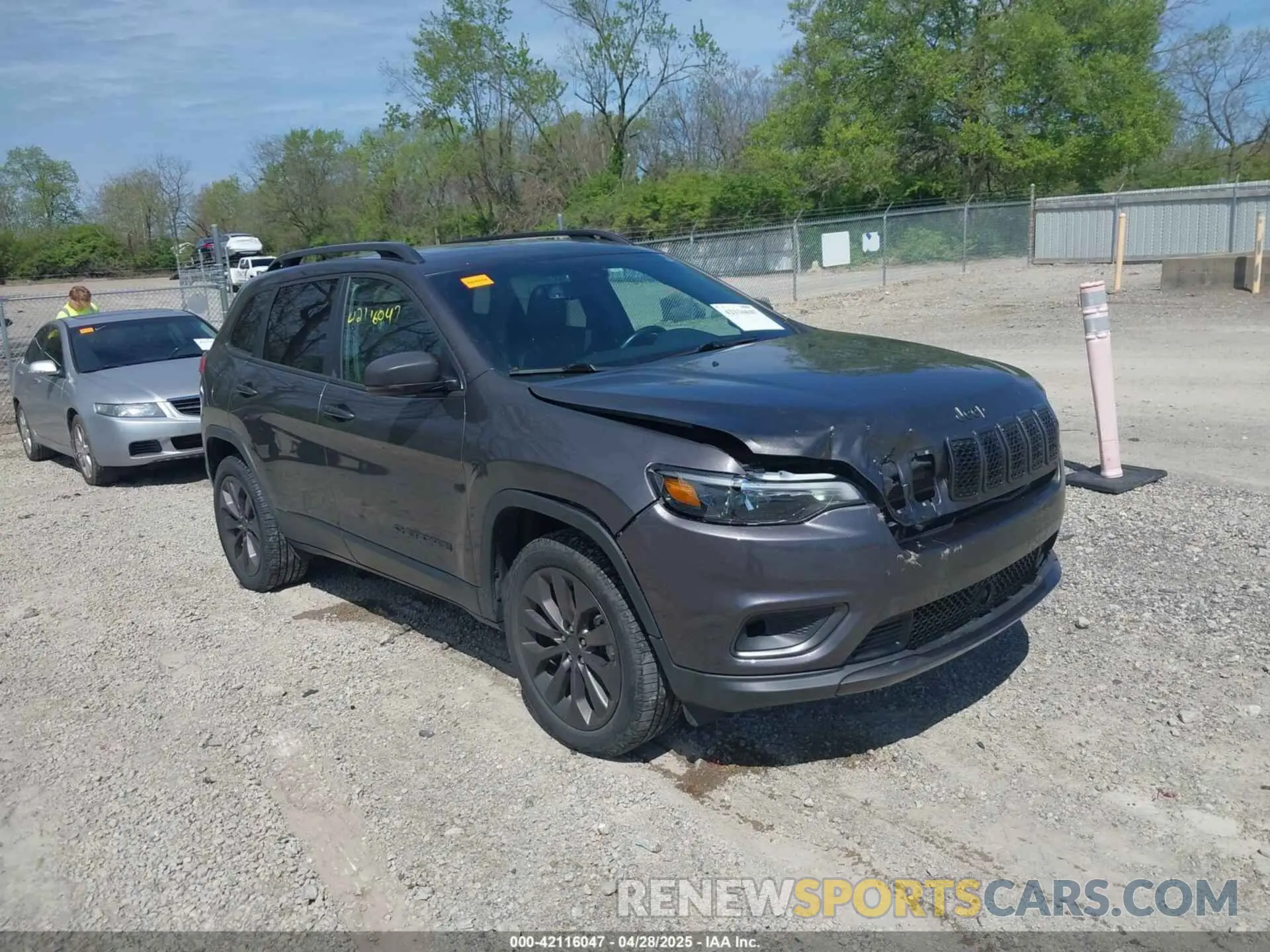 1 Фотография поврежденного автомобиля 1C4PJMMNXMD153105 JEEP CHEROKEE 2021