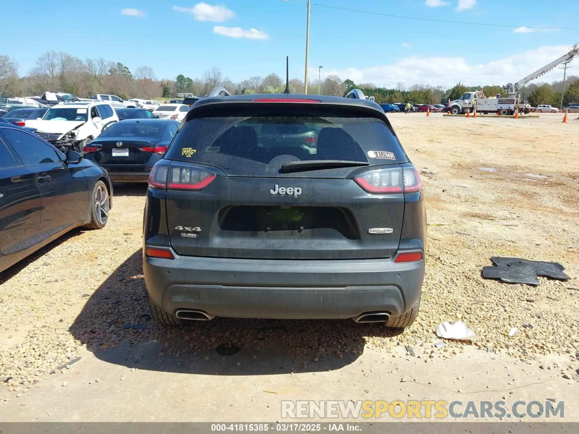 16 Photograph of a damaged car 1C4PJMMX1MD109611 JEEP CHEROKEE 2021