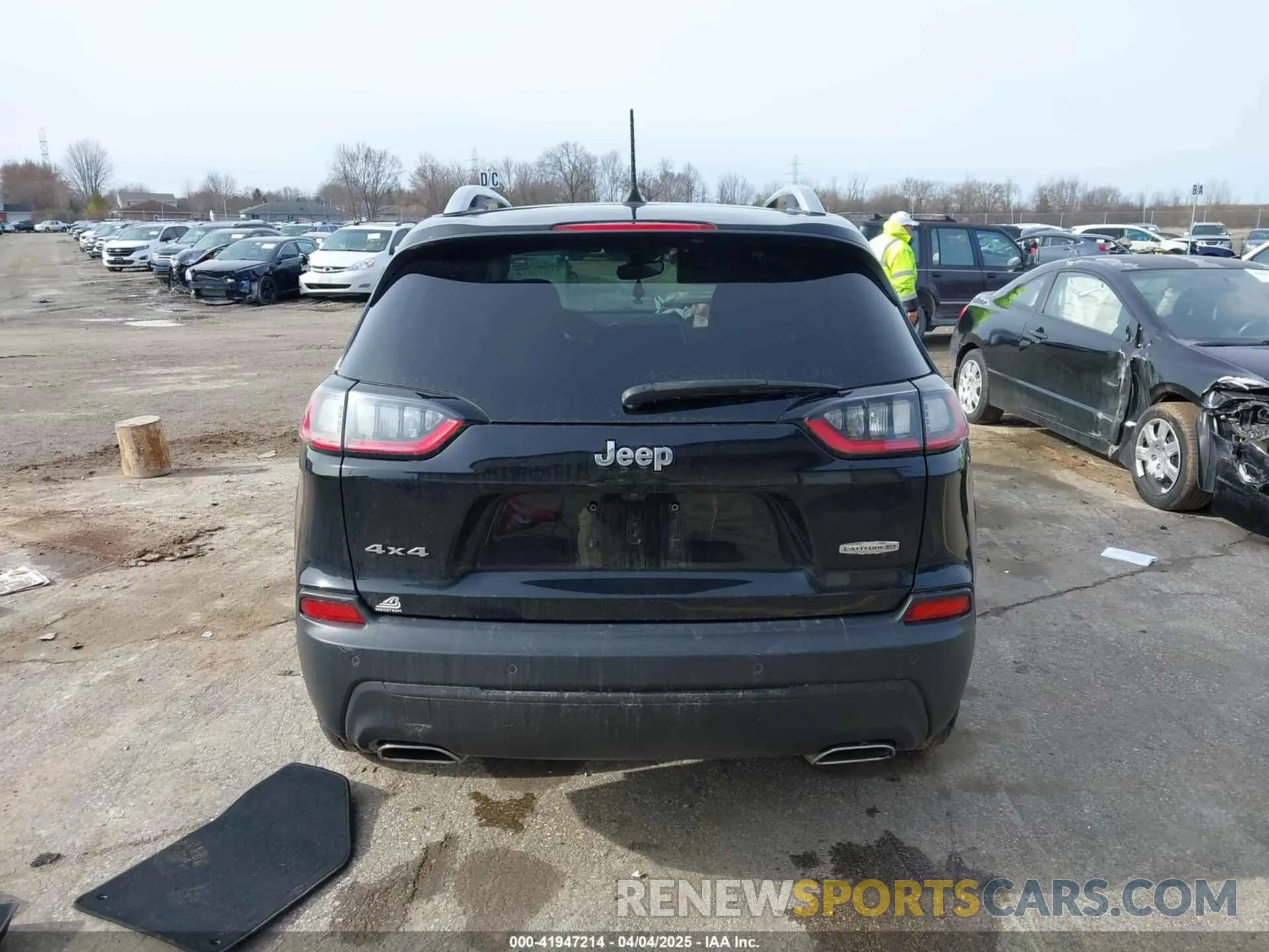 16 Photograph of a damaged car 1C4PJMMX1MD216254 JEEP CHEROKEE 2021
