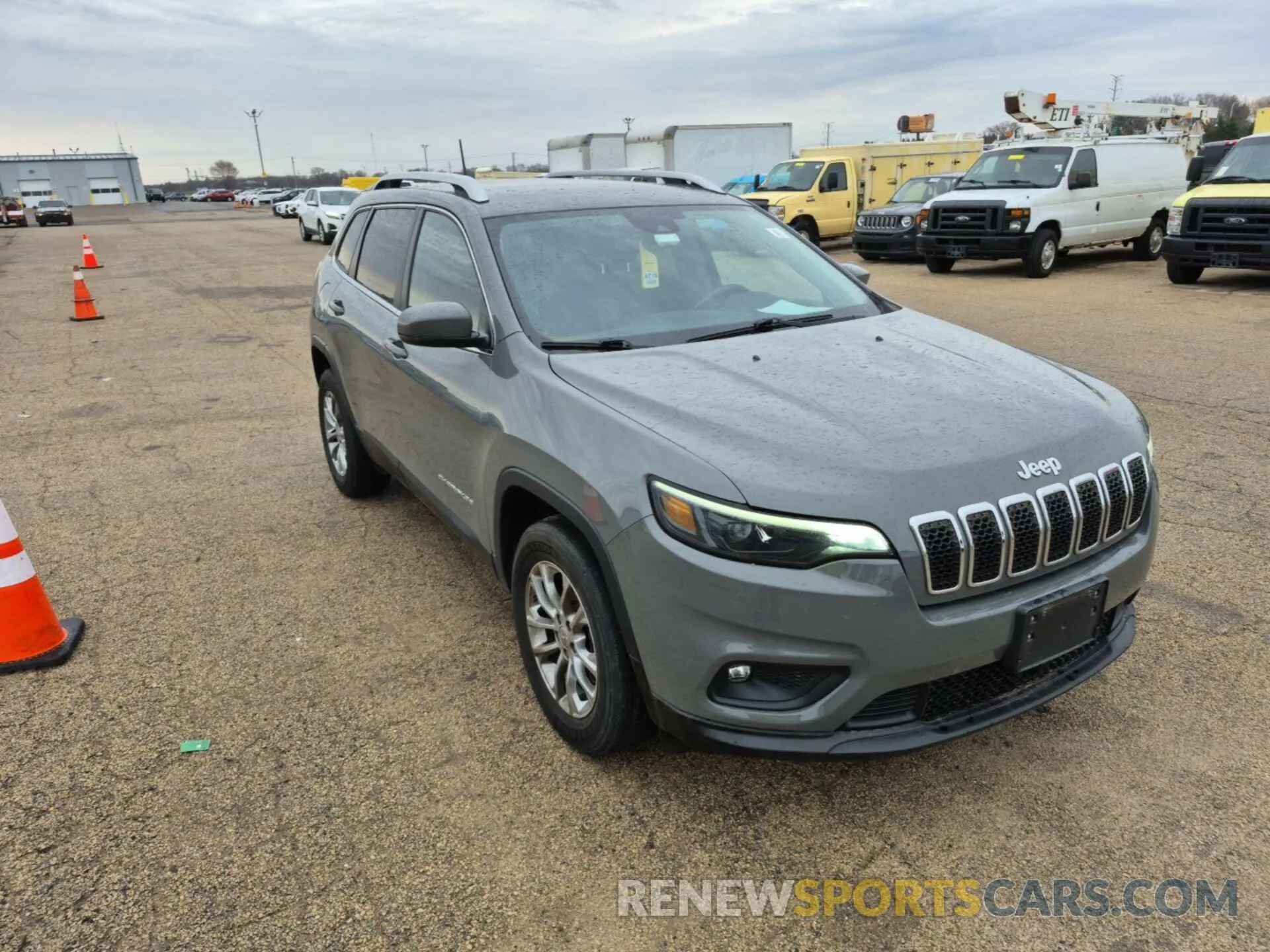 4 Photograph of a damaged car 1C4PJMMX2MD200581 JEEP CHEROKEE 2021