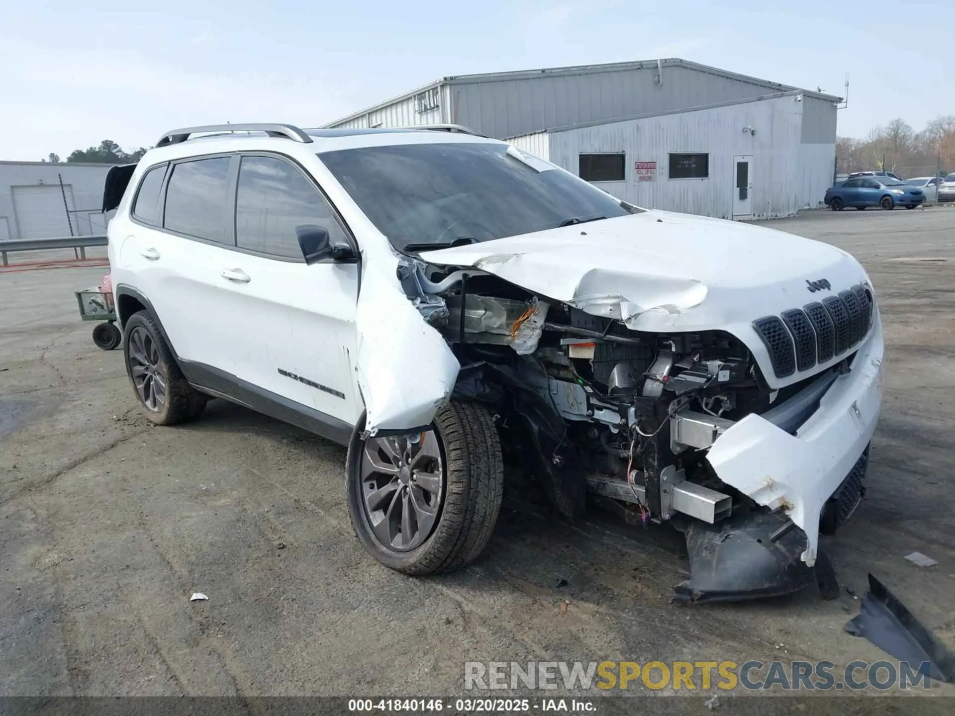 17 Photograph of a damaged car 1C4PJMMX6MD148808 JEEP CHEROKEE 2021