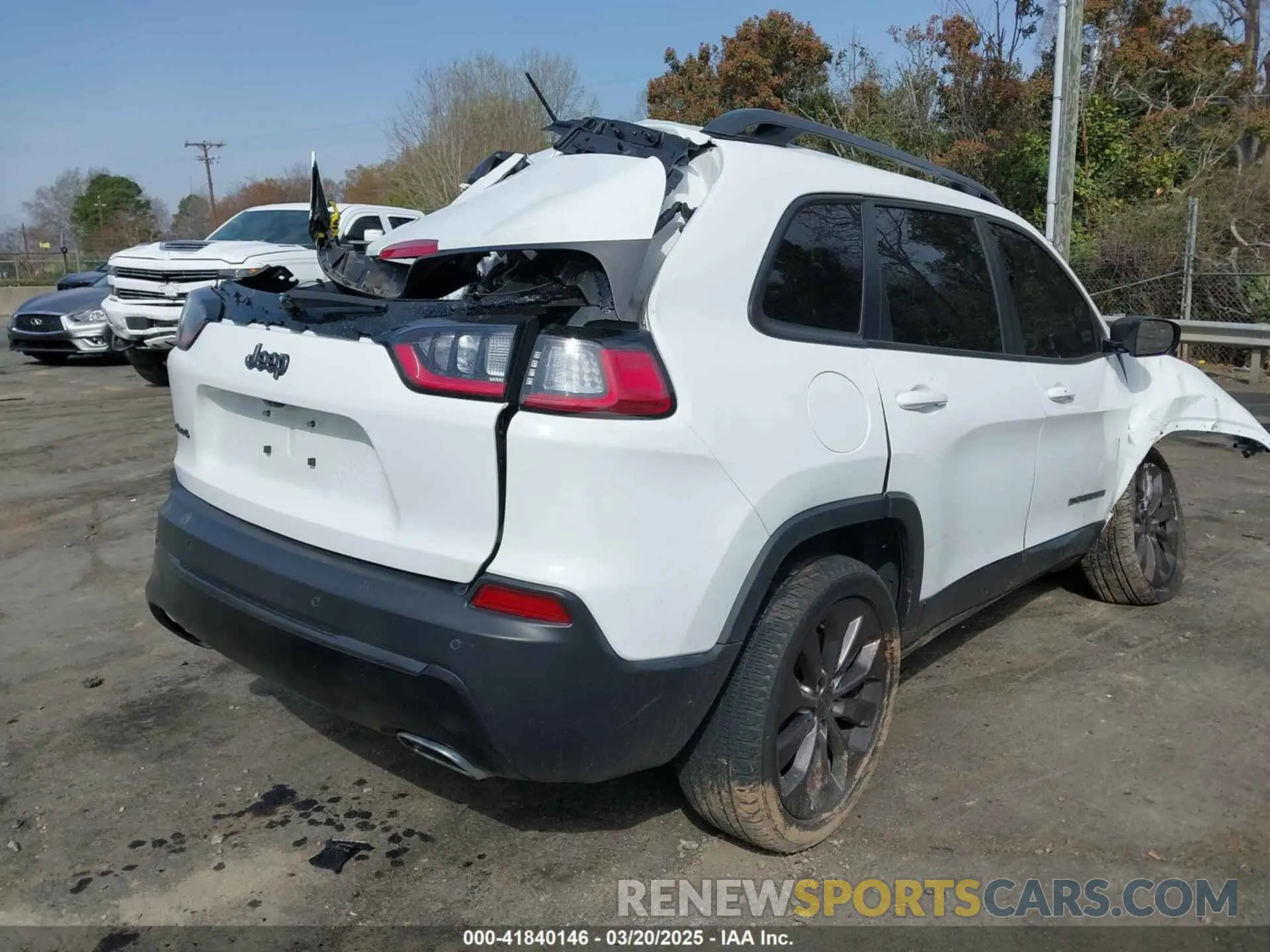4 Photograph of a damaged car 1C4PJMMX6MD148808 JEEP CHEROKEE 2021