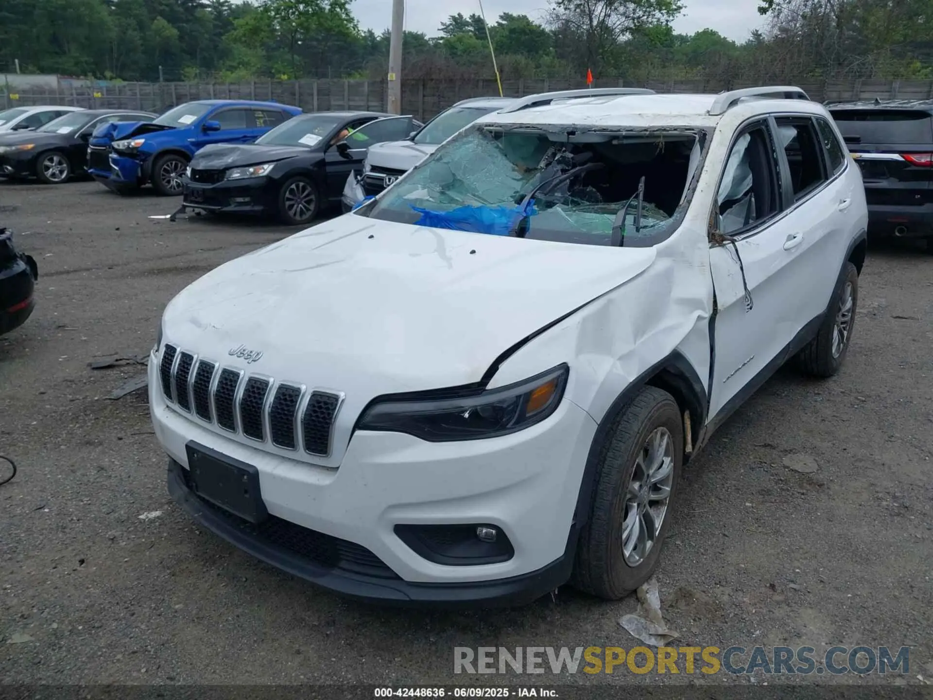 2 Photograph of a damaged car 1C4PJMMX6MD219361 JEEP CHEROKEE 2021