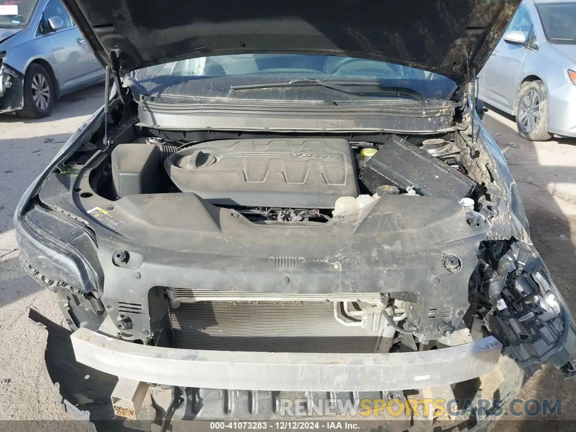 10 Photograph of a damaged car 1C4PJLMX6ND535323 JEEP CHEROKEE 2022