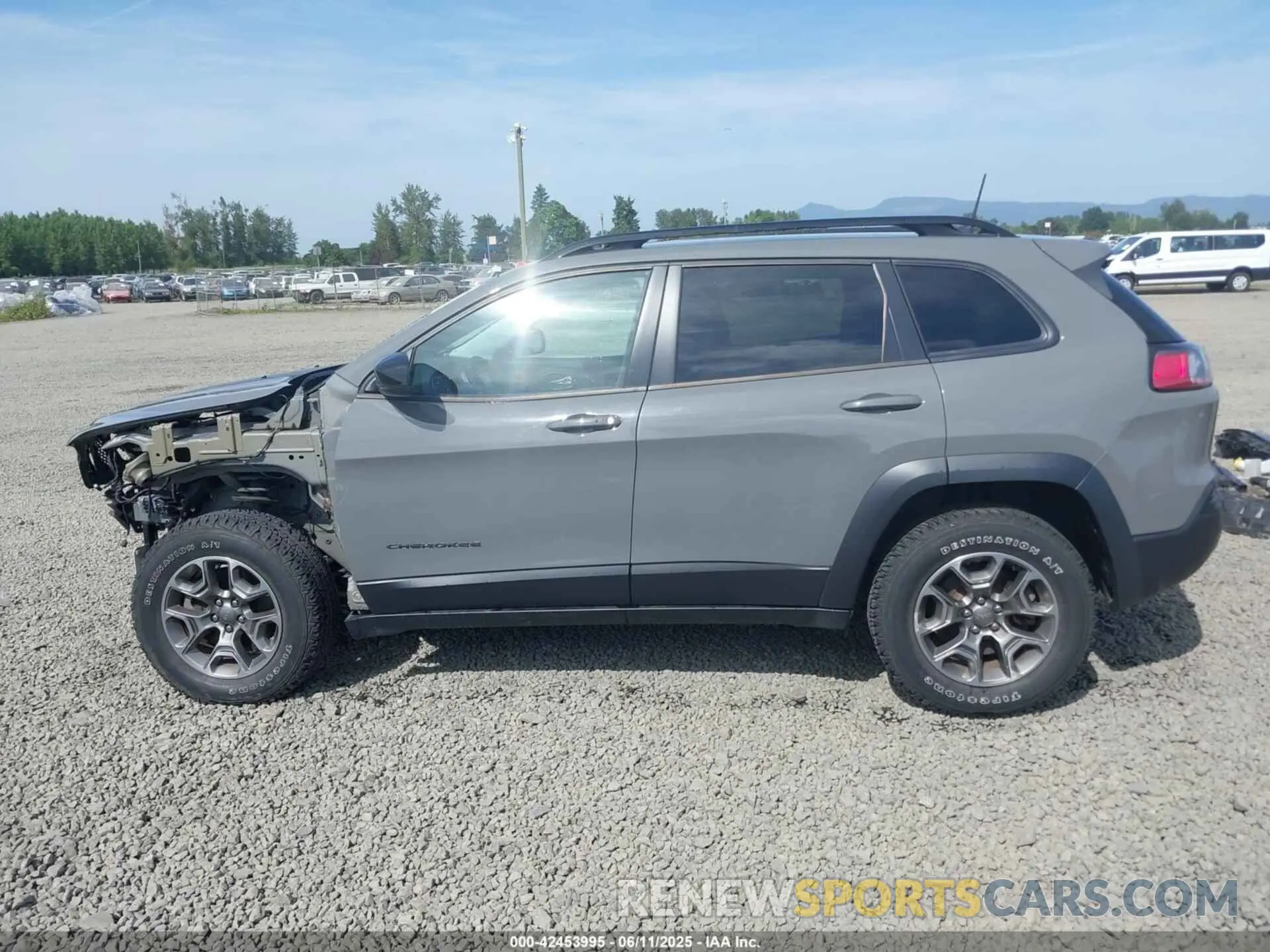 15 Фотография поврежденного автомобиля 1C4PJMBX2ND525770 JEEP CHEROKEE 2022