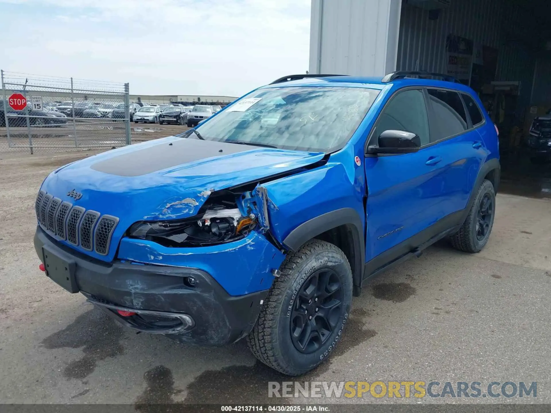 2 Фотография поврежденного автомобиля 1C4PJMBX4ND513488 JEEP CHEROKEE 2022