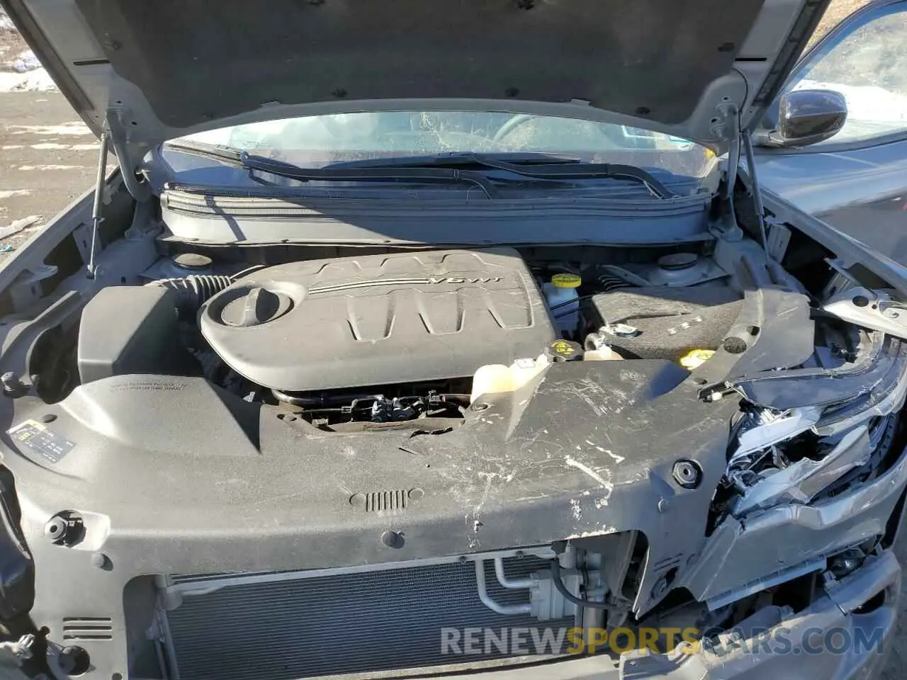 12 Photograph of a damaged car 1C4PJMBX4ND518870 JEEP CHEROKEE 2022
