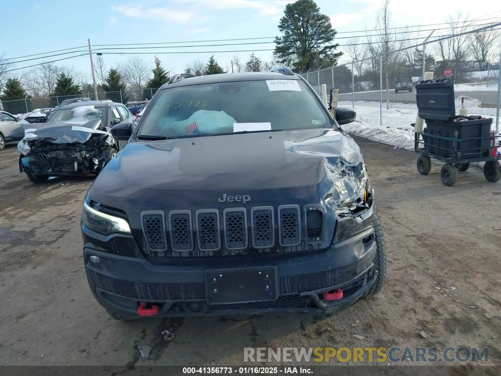 12 Photograph of a damaged car 1C4PJMBX7ND508267 JEEP CHEROKEE 2022