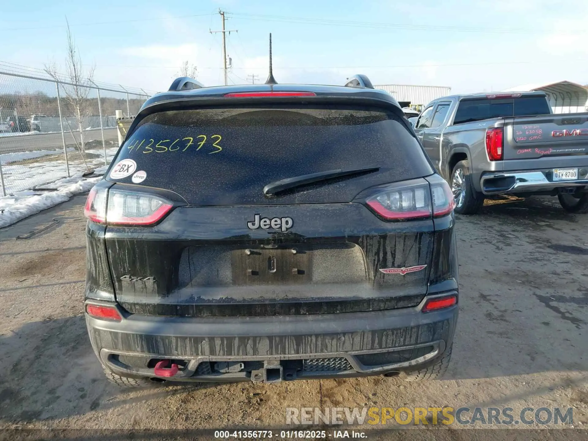 16 Photograph of a damaged car 1C4PJMBX7ND508267 JEEP CHEROKEE 2022