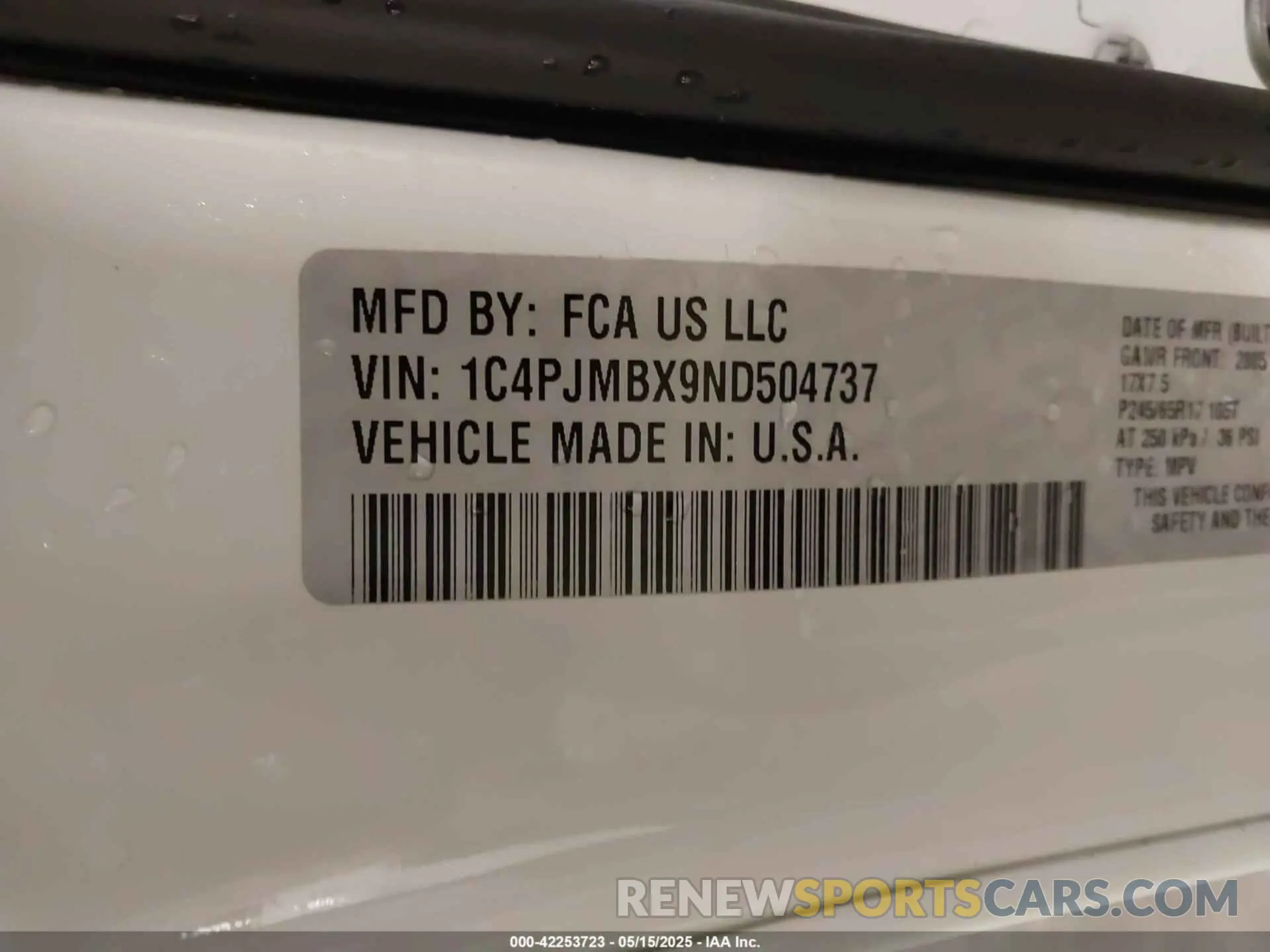 9 Photograph of a damaged car 1C4PJMBX9ND504737 JEEP CHEROKEE 2022