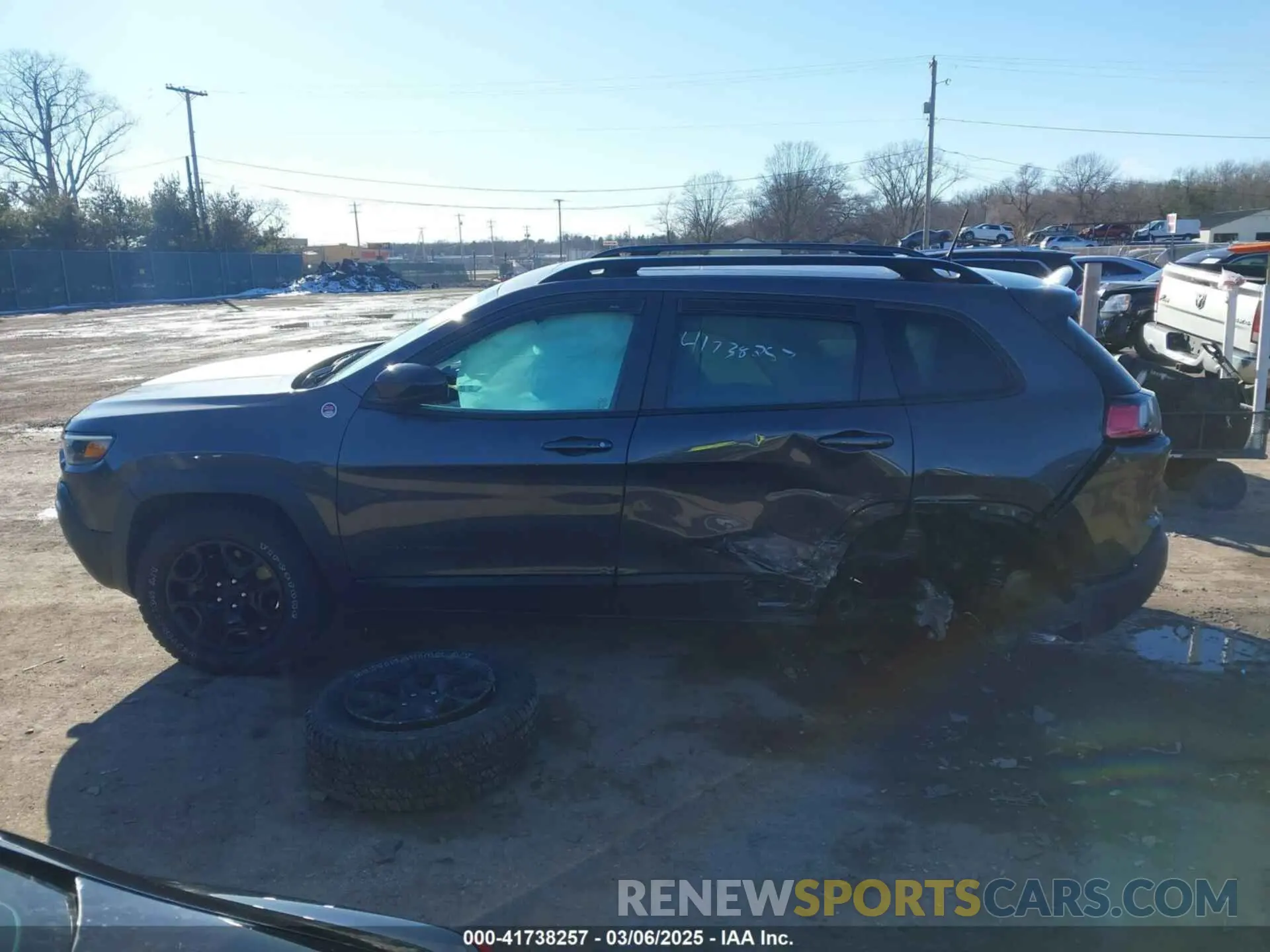 15 Фотография поврежденного автомобиля 1C4PJMBX9ND522235 JEEP CHEROKEE 2022