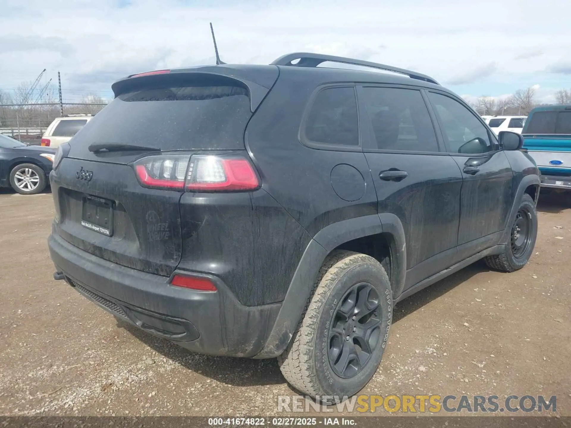 4 Фотография поврежденного автомобиля 1C4PJMCX0ND527533 JEEP CHEROKEE 2022