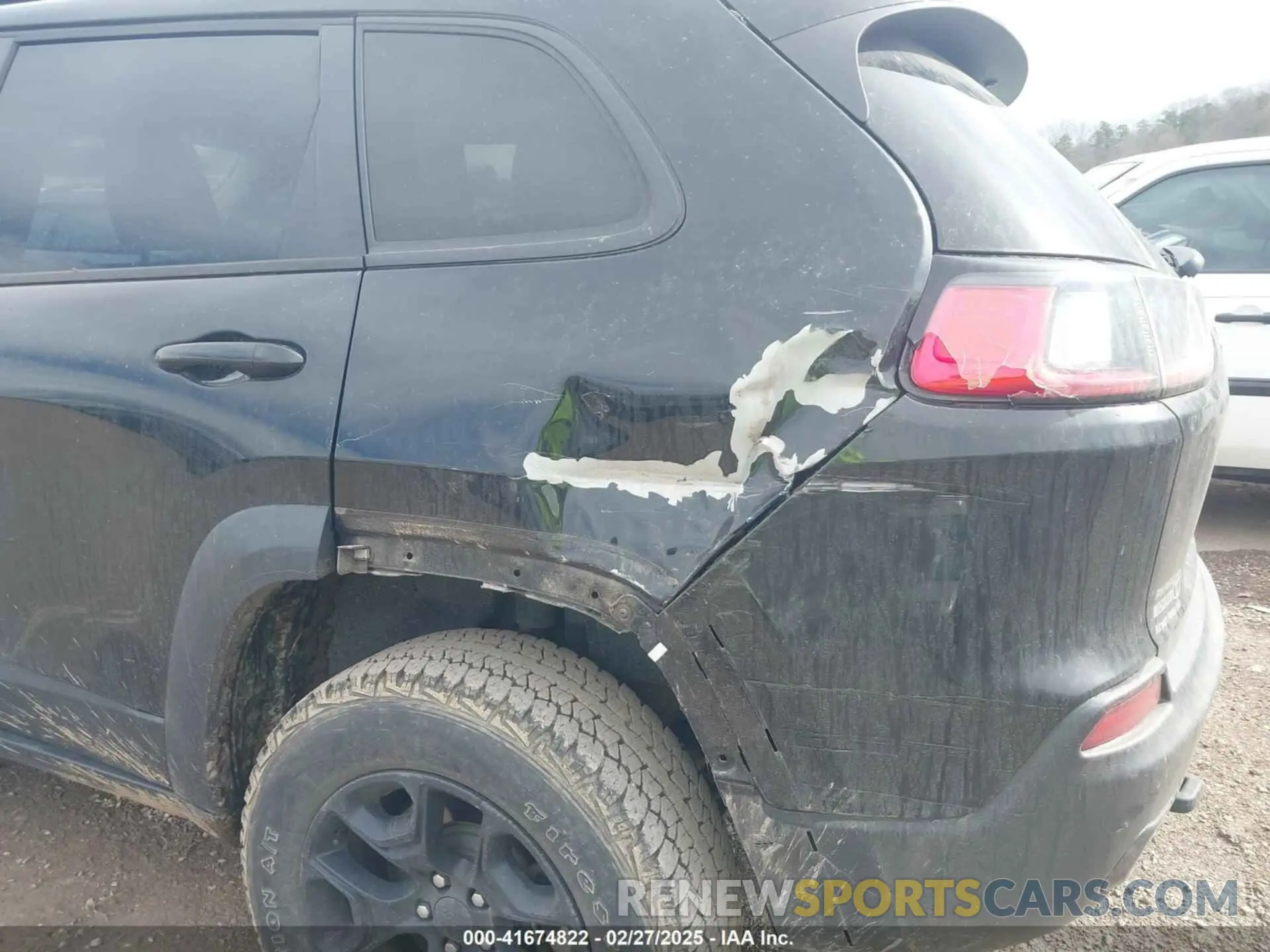 6 Фотография поврежденного автомобиля 1C4PJMCX0ND527533 JEEP CHEROKEE 2022