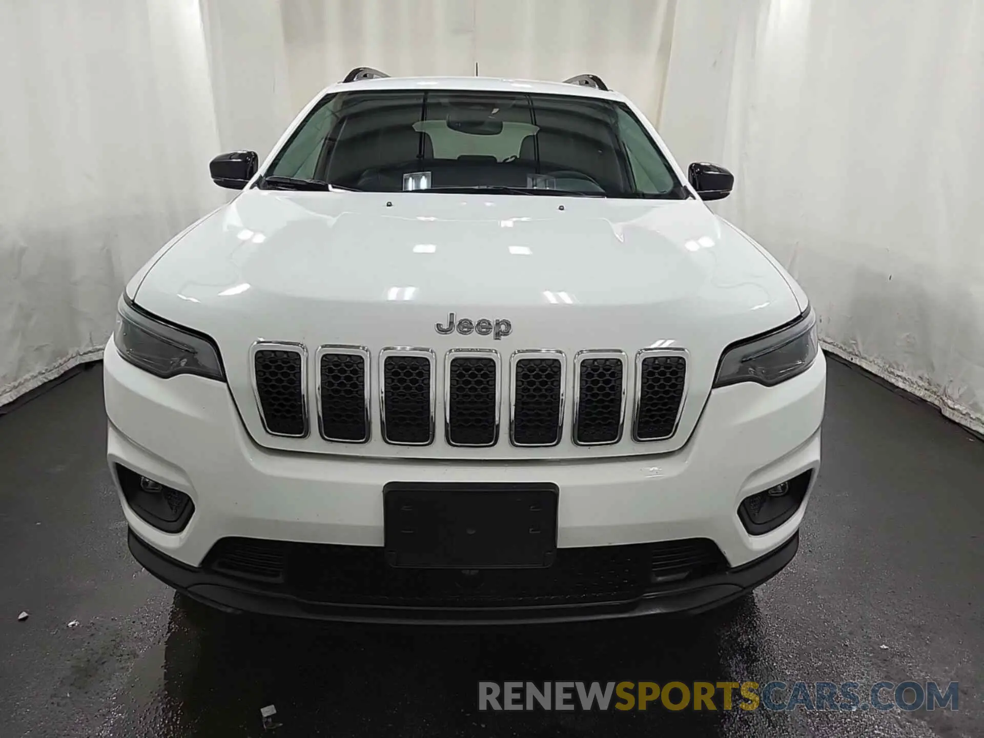 14 Photograph of a damaged car 1C4PJMMX2ND512711 JEEP CHEROKEE 2022