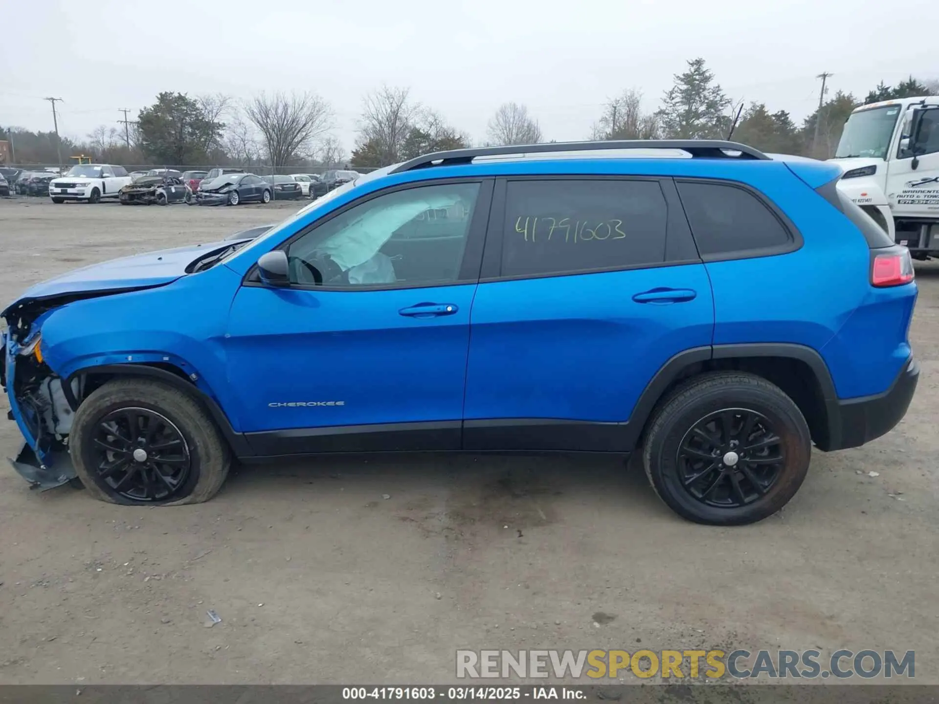 14 Фотография поврежденного автомобиля 1C4PJMMX3ND536435 JEEP CHEROKEE 2022