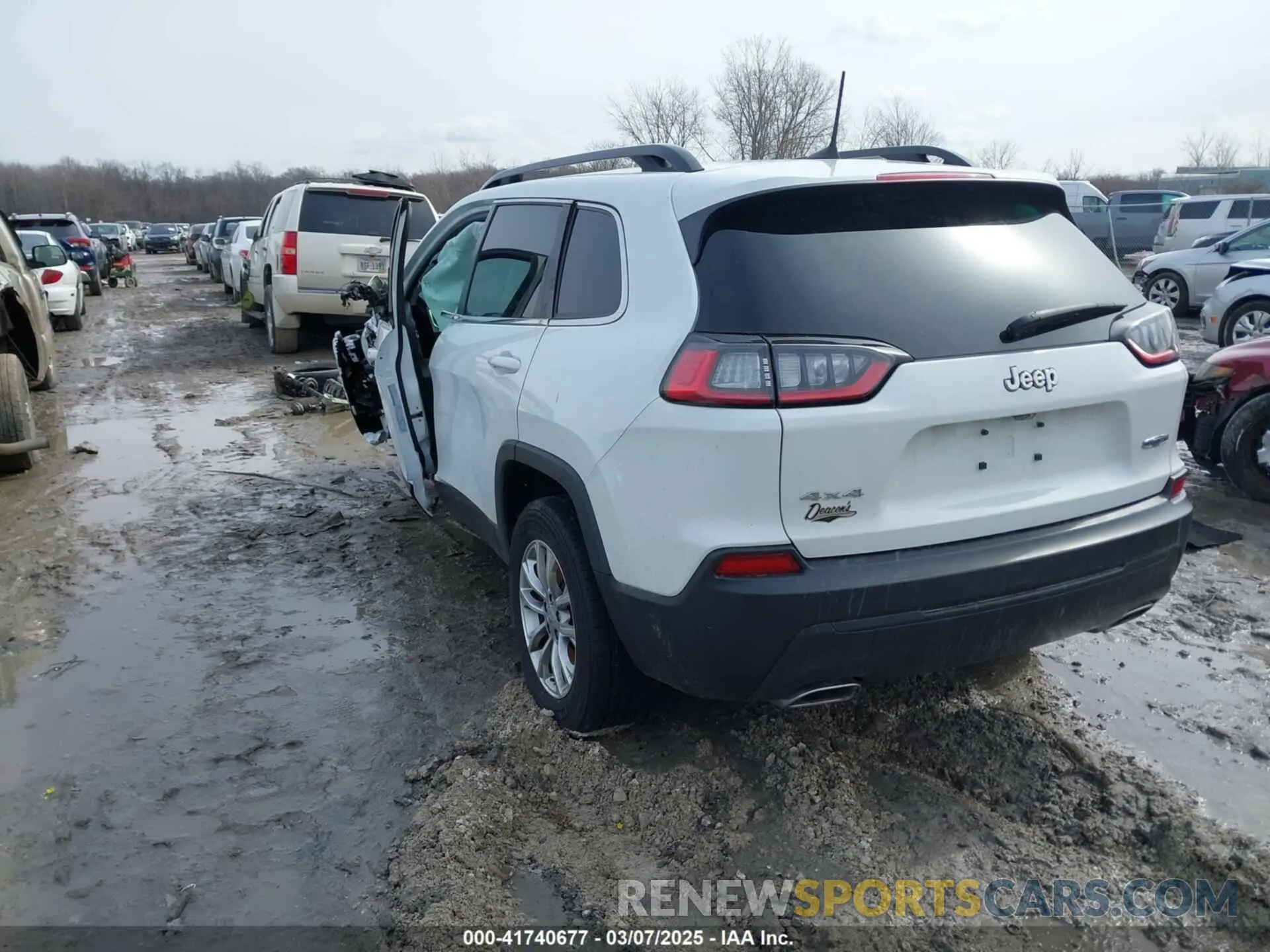 3 Photograph of a damaged car 1C4PJMMX9ND512088 JEEP CHEROKEE 2022