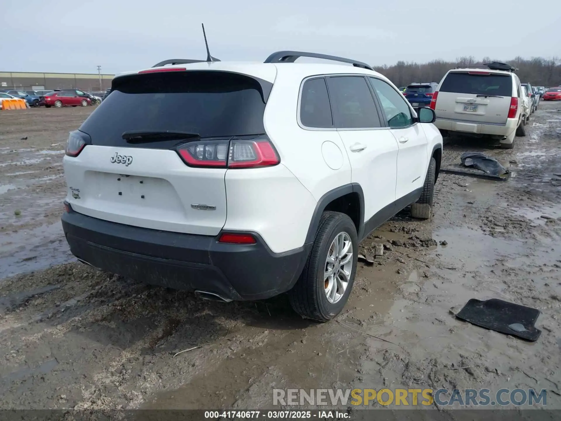 4 Photograph of a damaged car 1C4PJMMX9ND512088 JEEP CHEROKEE 2022