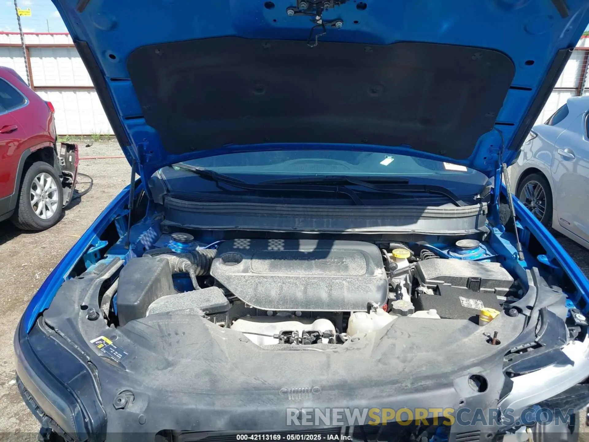 10 Фотография поврежденного автомобиля 1C4PJMMB5PD108096 JEEP CHEROKEE 2023