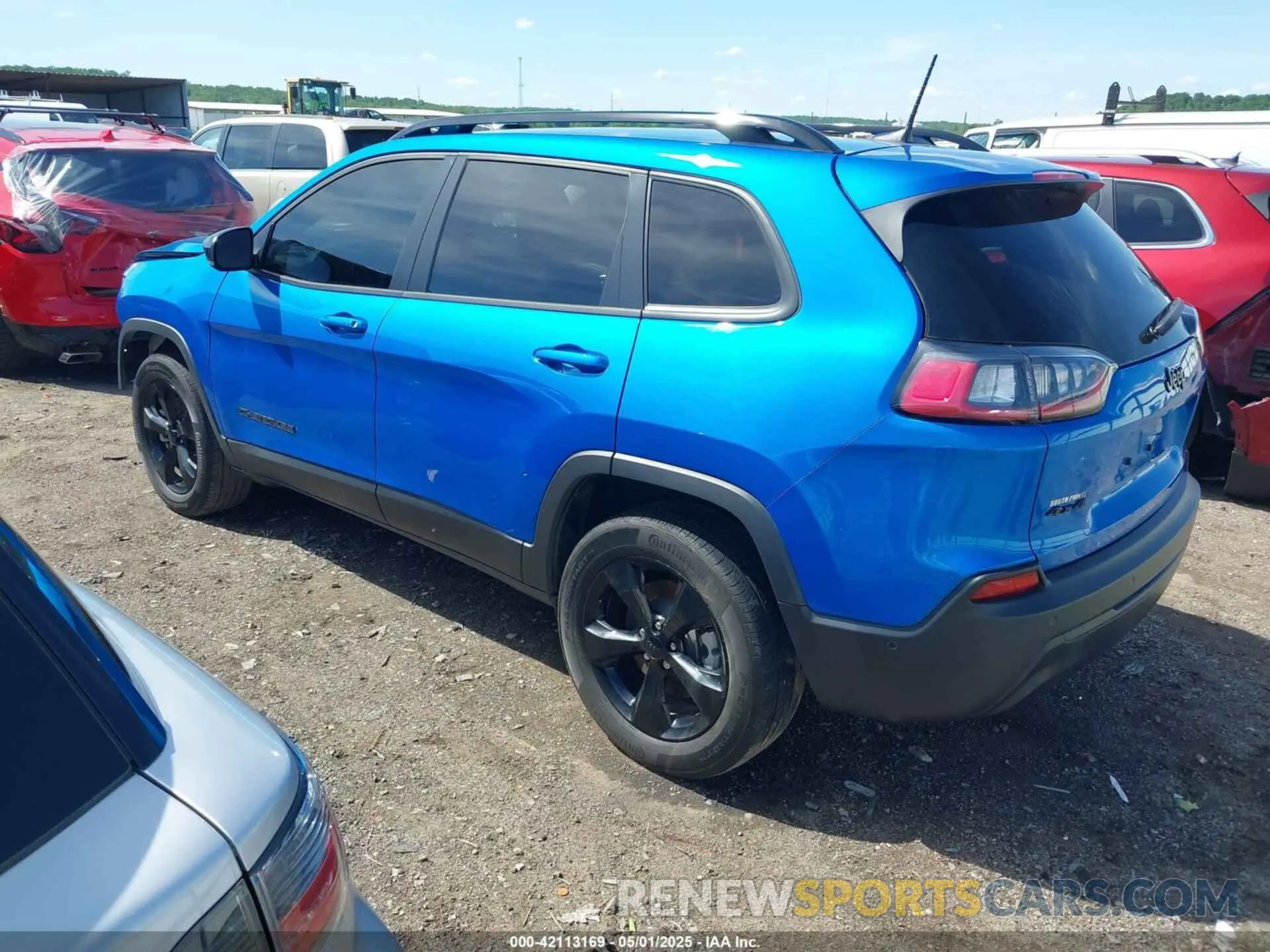 3 Фотография поврежденного автомобиля 1C4PJMMB5PD108096 JEEP CHEROKEE 2023