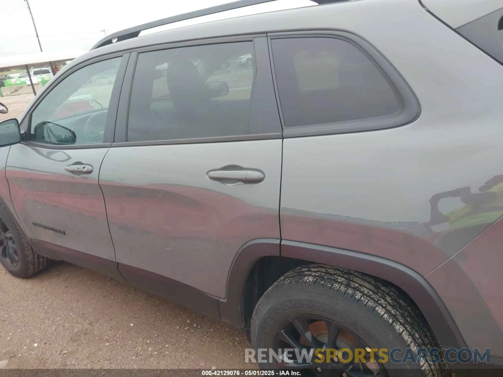 14 Фотография поврежденного автомобиля 1C4PJMMB5PD114674 JEEP CHEROKEE 2023