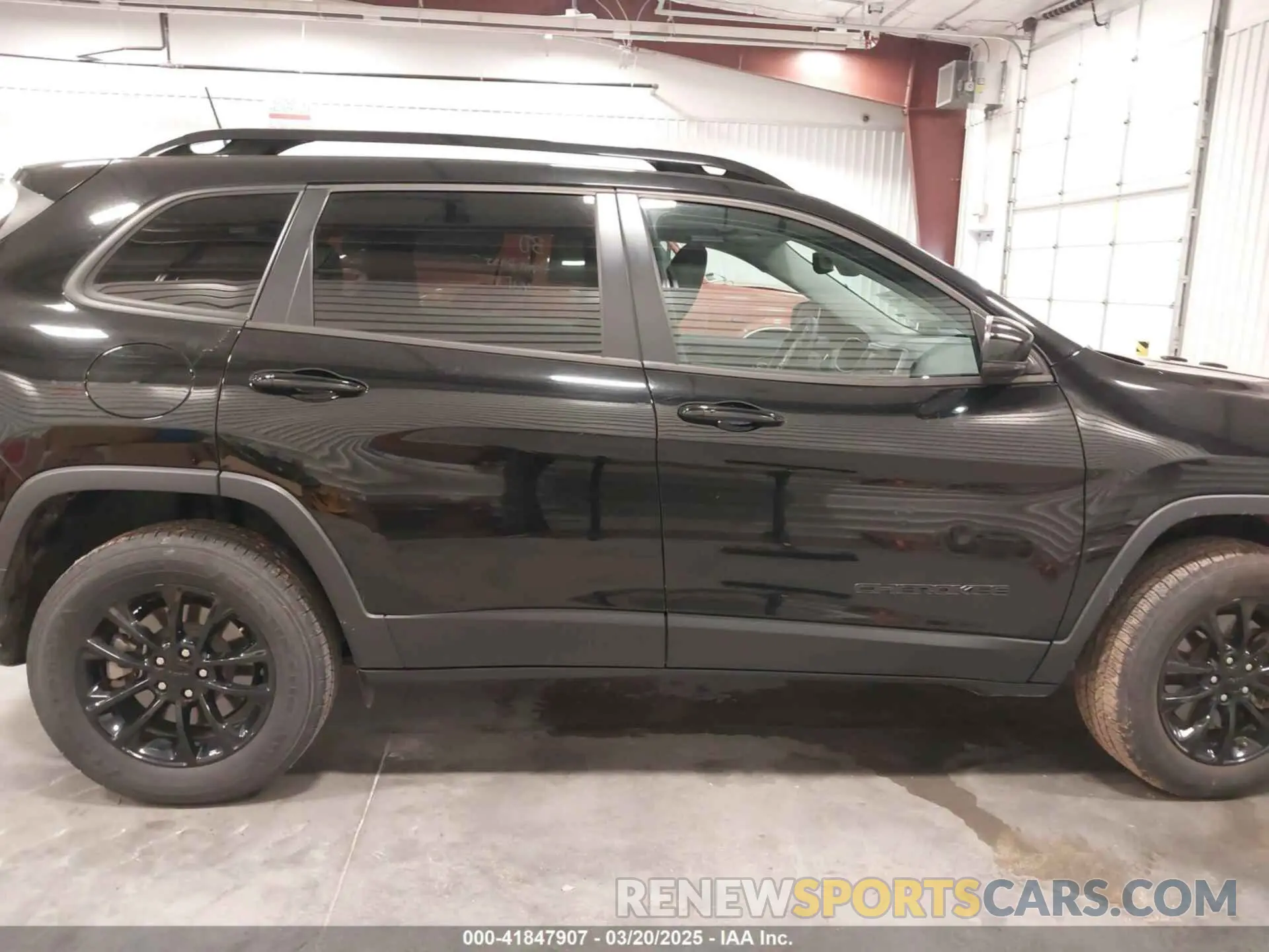 14 Фотография поврежденного автомобиля 1C4PJMMB8PD109632 JEEP CHEROKEE 2023