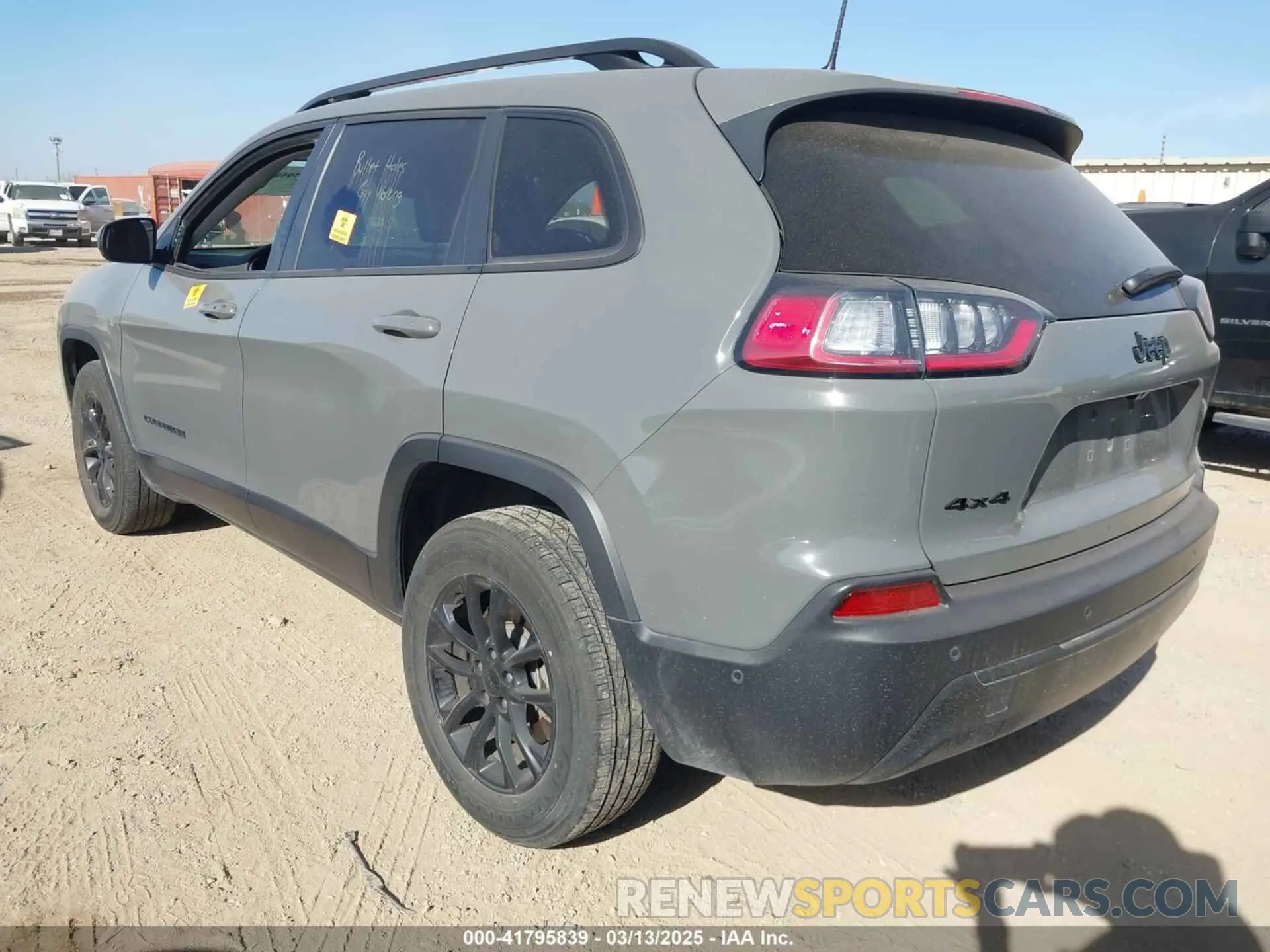3 Photograph of a damaged car 1C4PJMMB8PD111042 JEEP CHEROKEE 2023