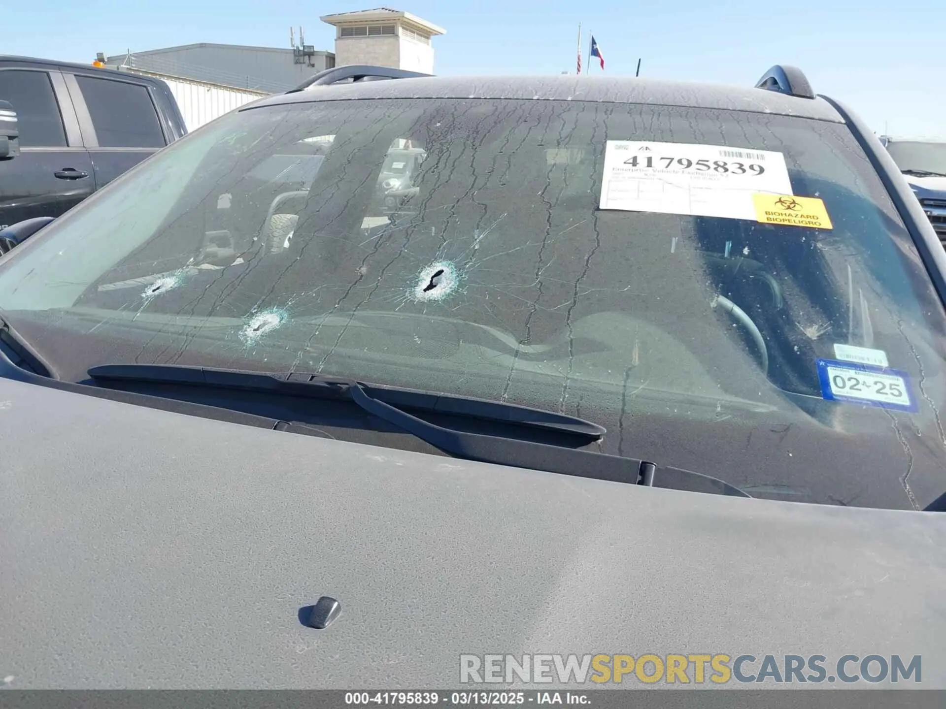 6 Photograph of a damaged car 1C4PJMMB8PD111042 JEEP CHEROKEE 2023
