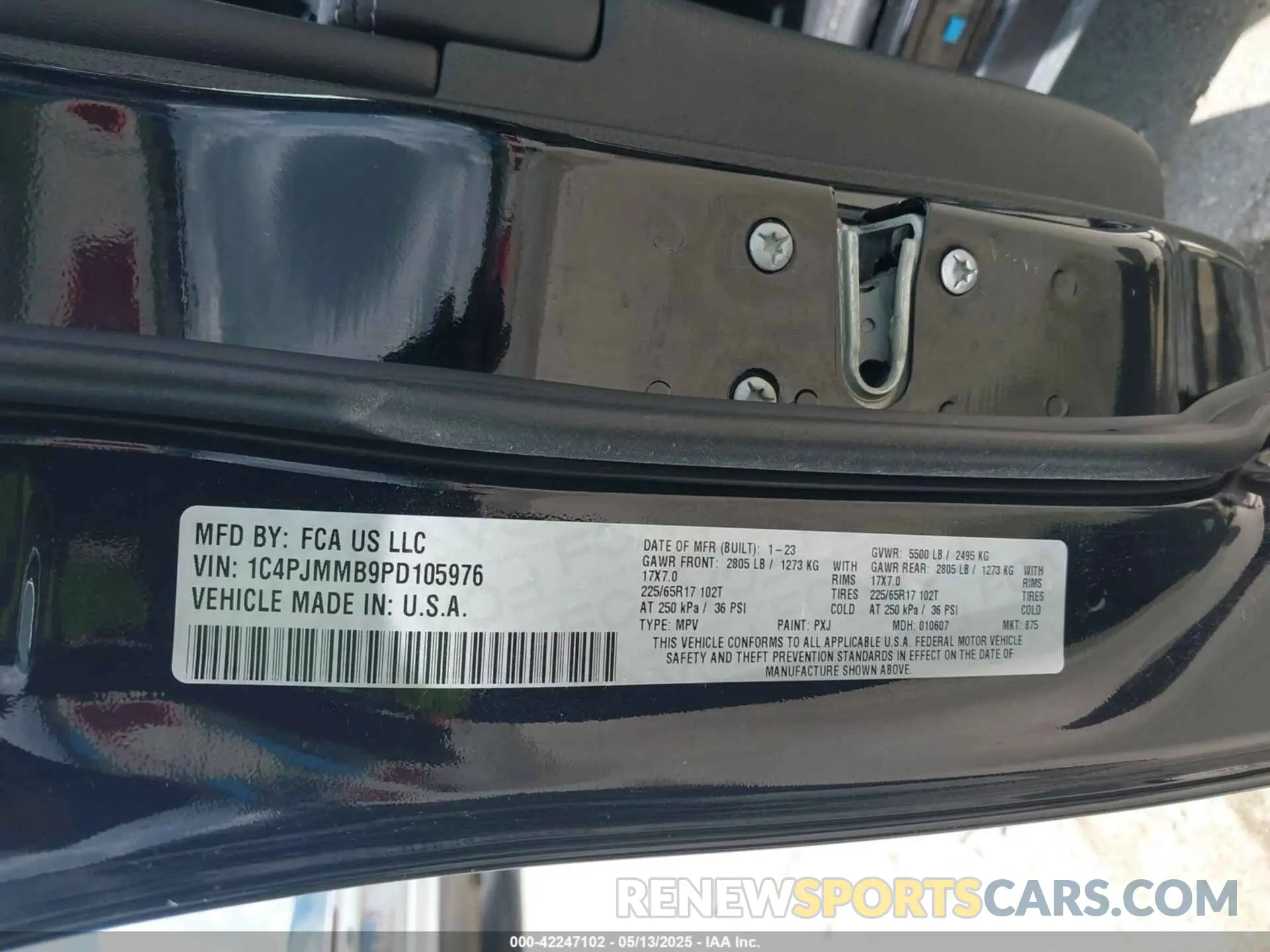 9 Фотография поврежденного автомобиля 1C4PJMMB9PD105976 JEEP CHEROKEE 2023