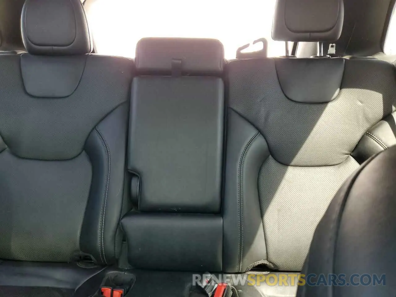 10 Фотография поврежденного автомобиля 1C4PJMMB2PD107052 JEEP CHEROKEE A 2023