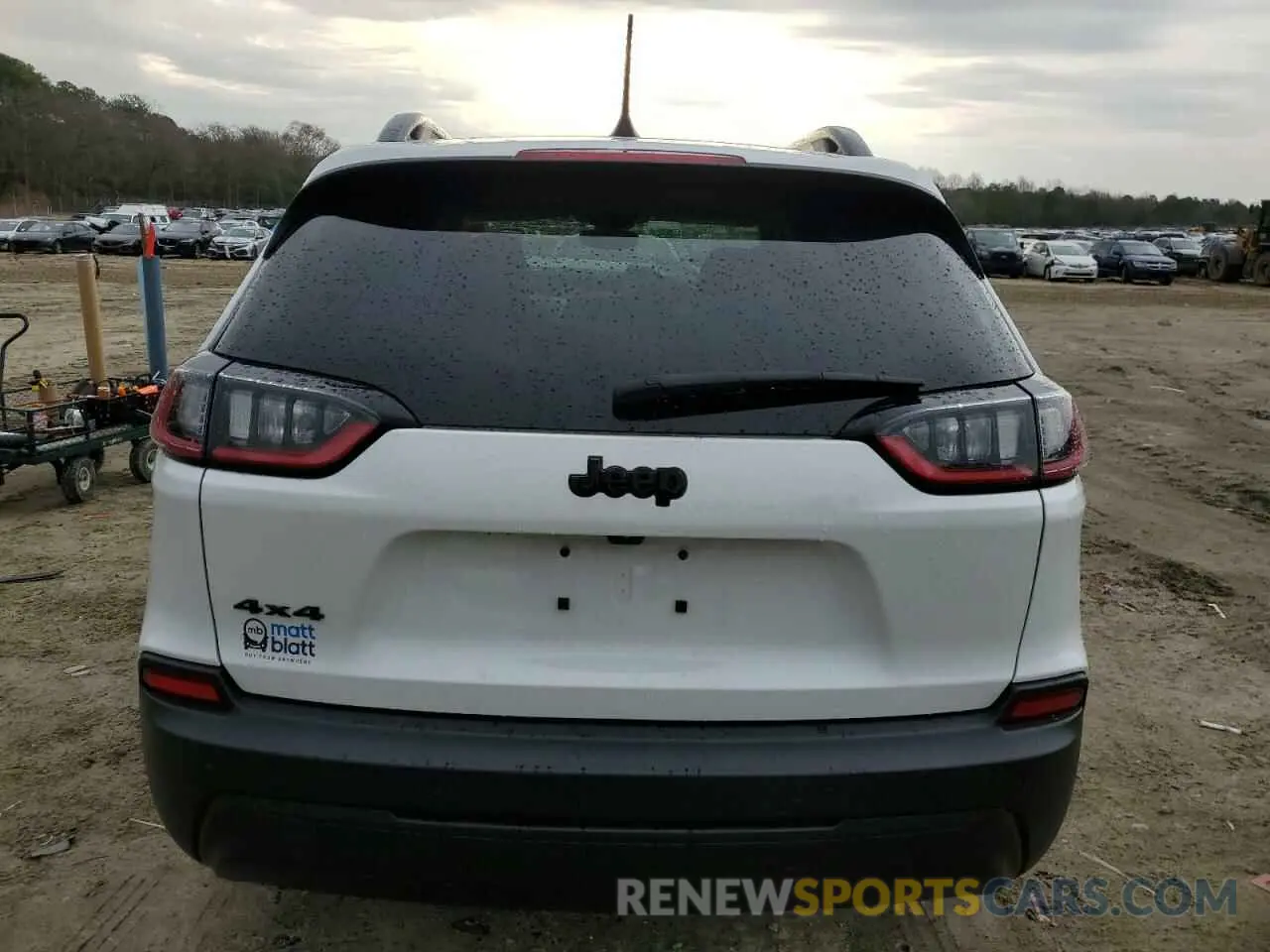6 Photograph of a damaged car 1C4PJMMB2PD109027 JEEP CHEROKEE A 2023