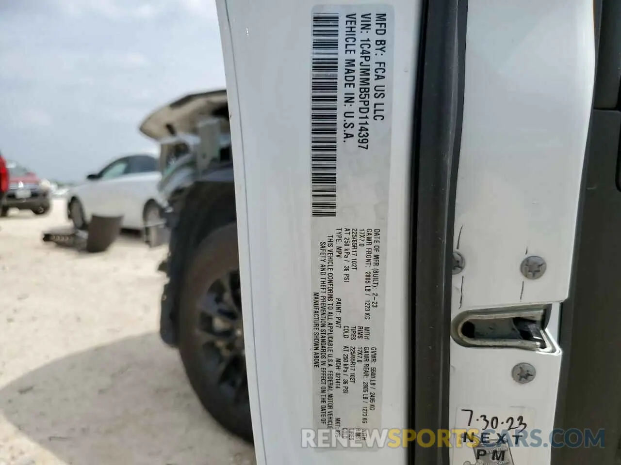 14 Фотография поврежденного автомобиля 1C4PJMMB5PD114397 JEEP CHEROKEE A 2023