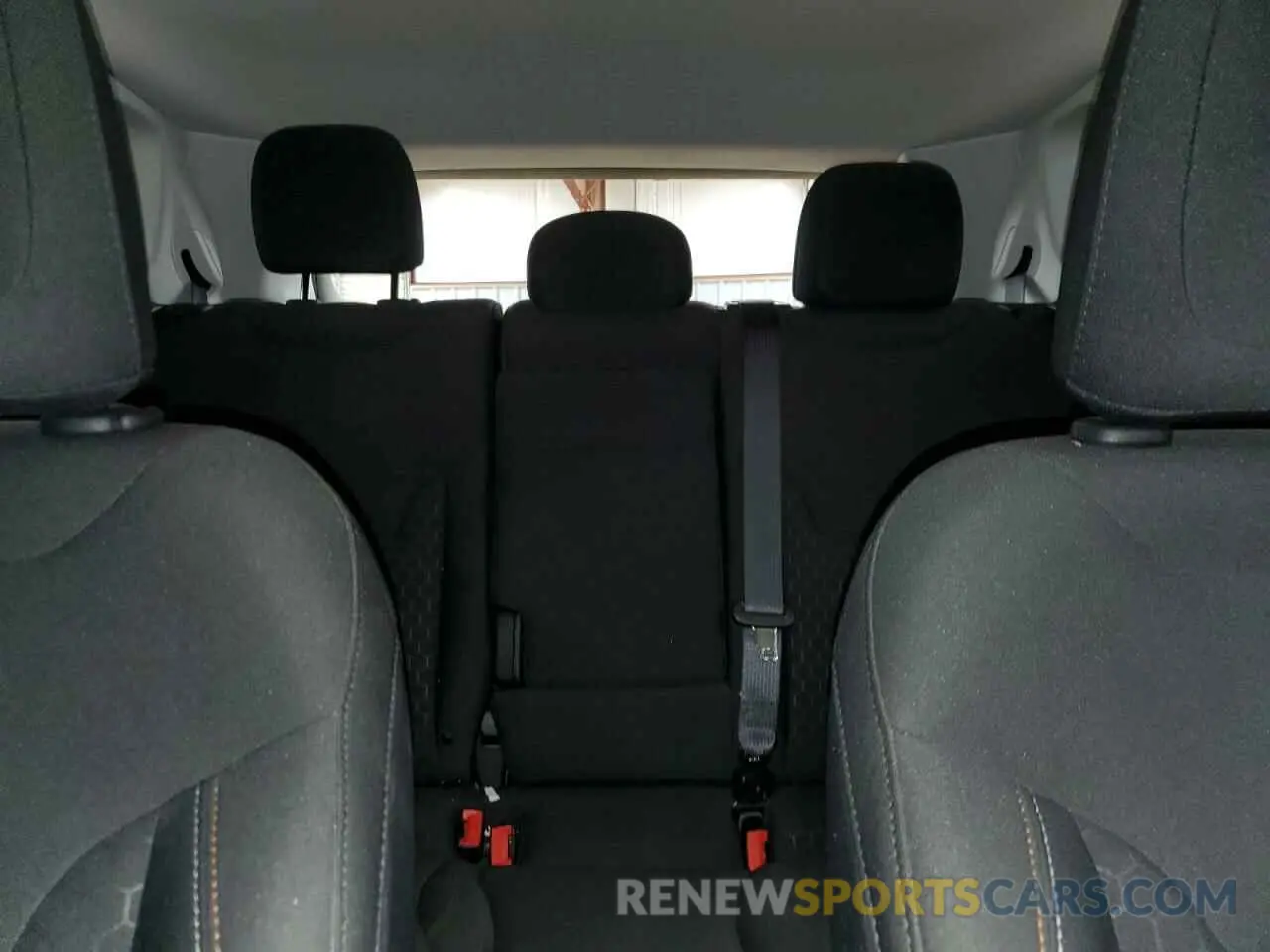 10 Фотография поврежденного автомобиля 3C4NJCAB0KT614119 JEEP COMPASS 2019
