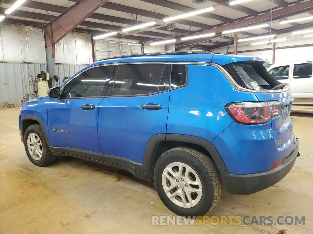 2 Фотография поврежденного автомобиля 3C4NJCAB0KT614119 JEEP COMPASS 2019