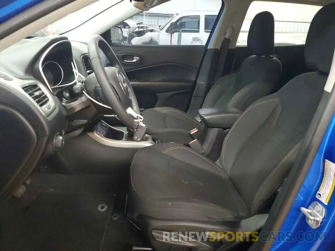 7 Фотография поврежденного автомобиля 3C4NJCAB0KT614119 JEEP COMPASS 2019