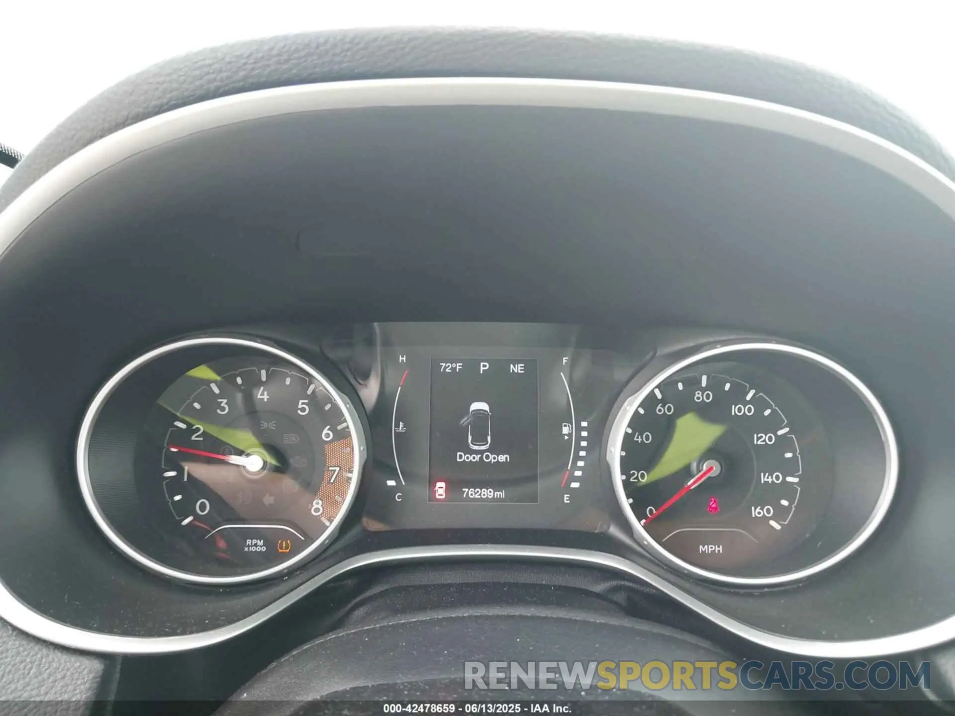 7 Photograph of a damaged car 3C4NJCAB0KT624004 JEEP COMPASS 2019