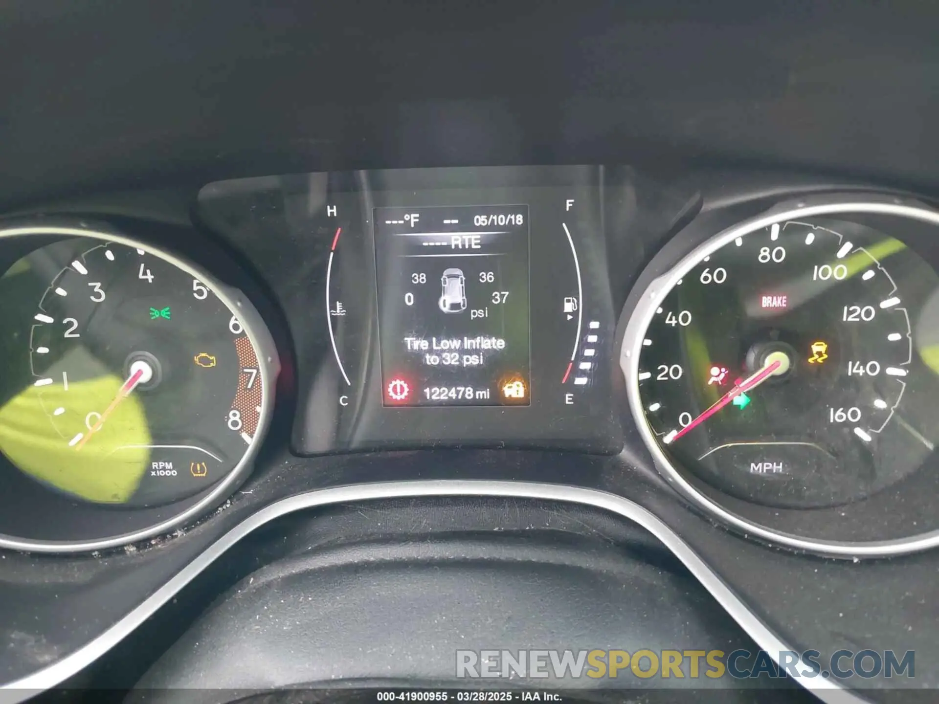 7 Фотография поврежденного автомобиля 3C4NJCAB1KT637294 JEEP COMPASS 2019