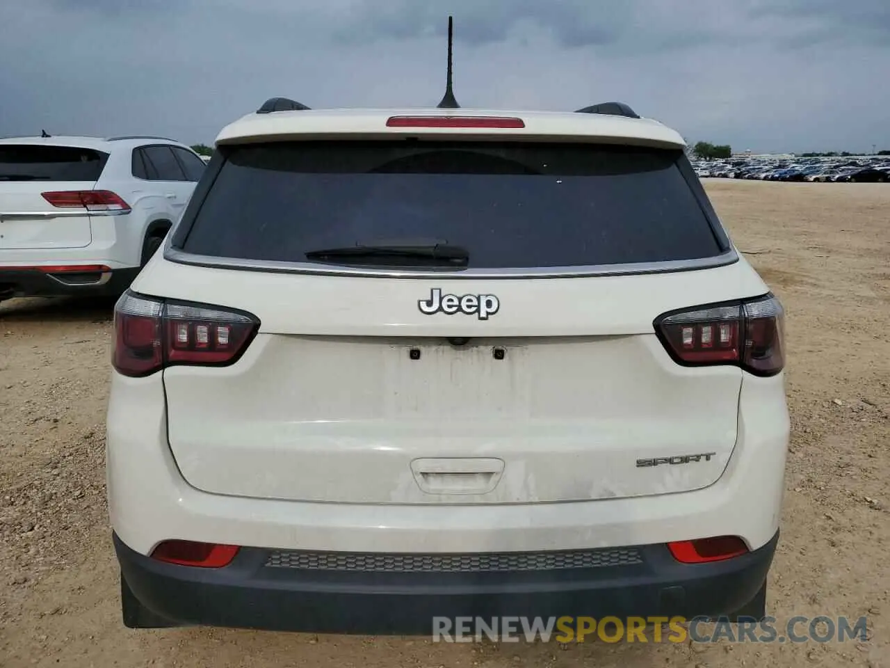 6 Photograph of a damaged car 3C4NJCAB1KT715444 JEEP COMPASS 2019