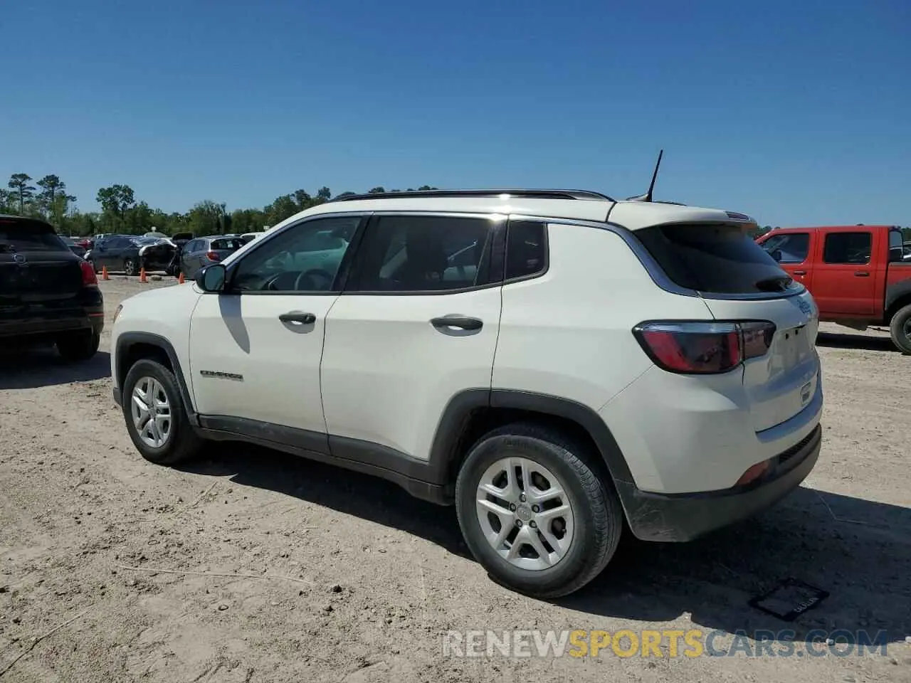 2 Фотография поврежденного автомобиля 3C4NJCAB2KT699951 JEEP COMPASS 2019
