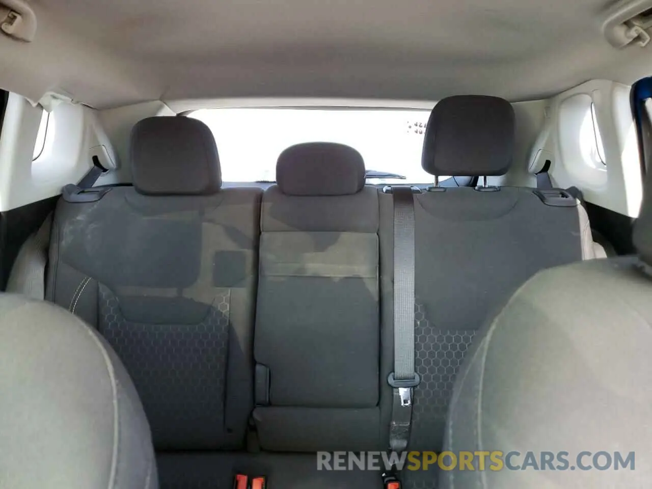 10 Фотография поврежденного автомобиля 3C4NJCAB3KT711721 JEEP COMPASS 2019